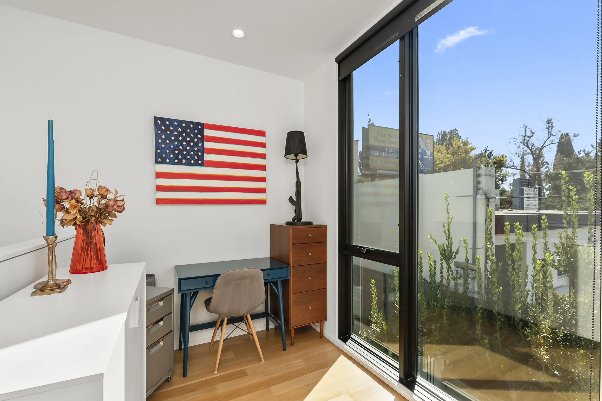 1008 Yale St Photos (38).JPG