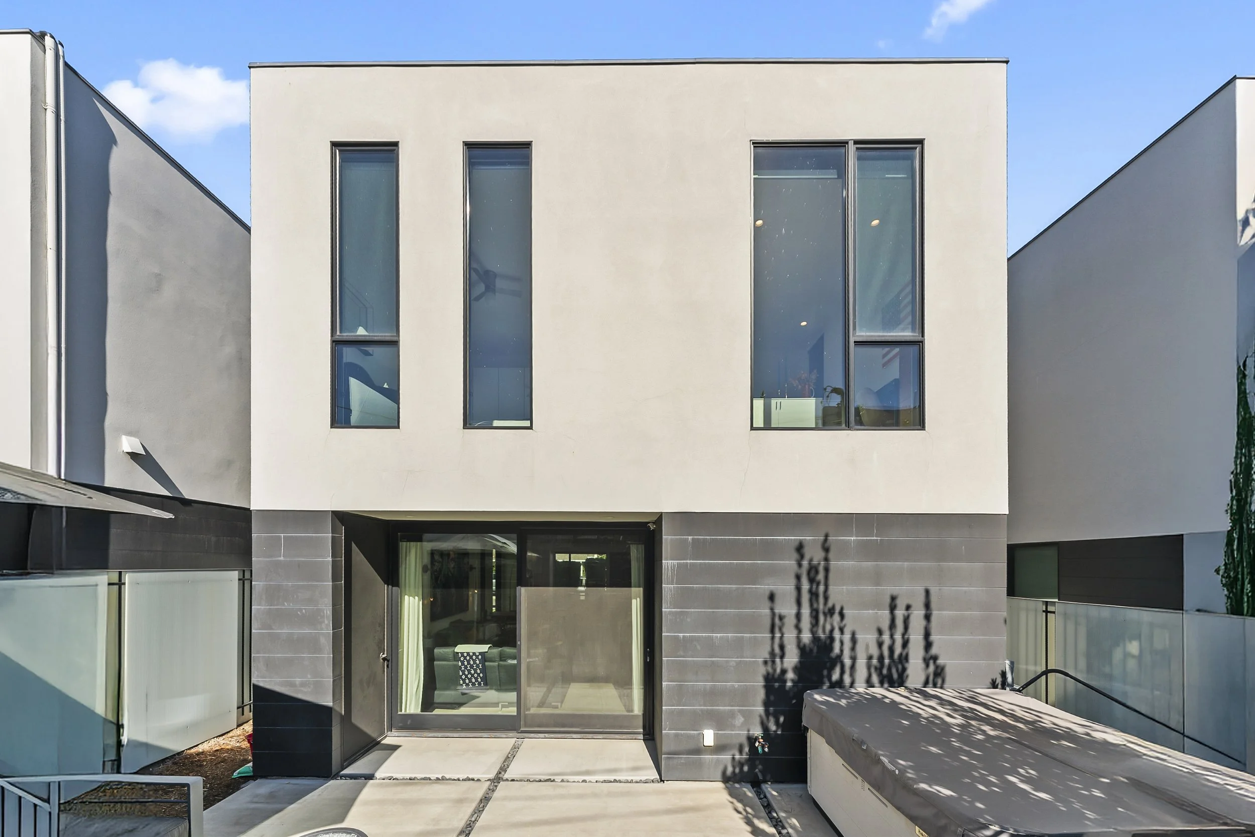 1008 Yale St Photos (73).JPG