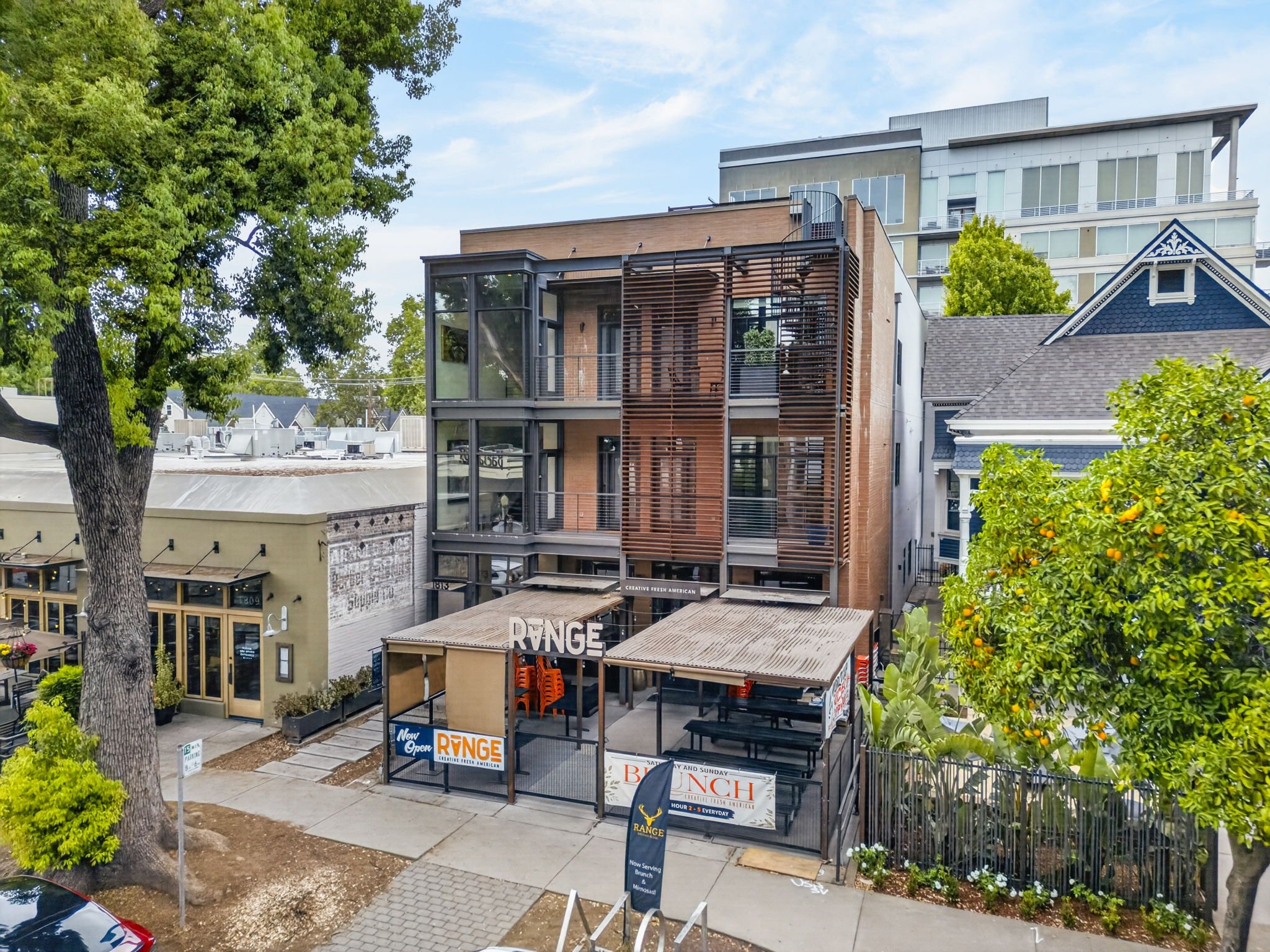 54-web-or-mls-1813 Capitol Ave.-54.jpg