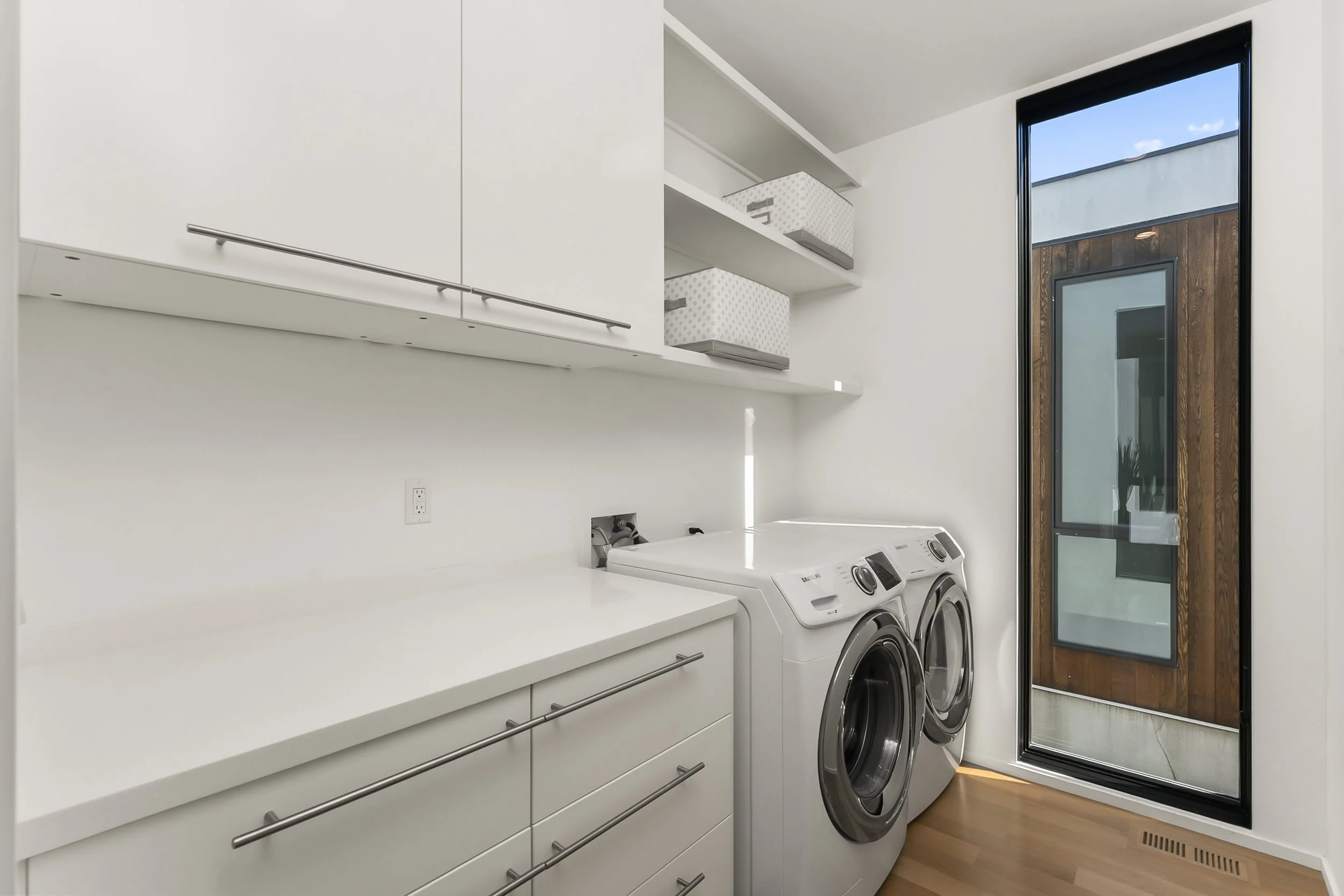 1008 Yale St Photos (63).JPG