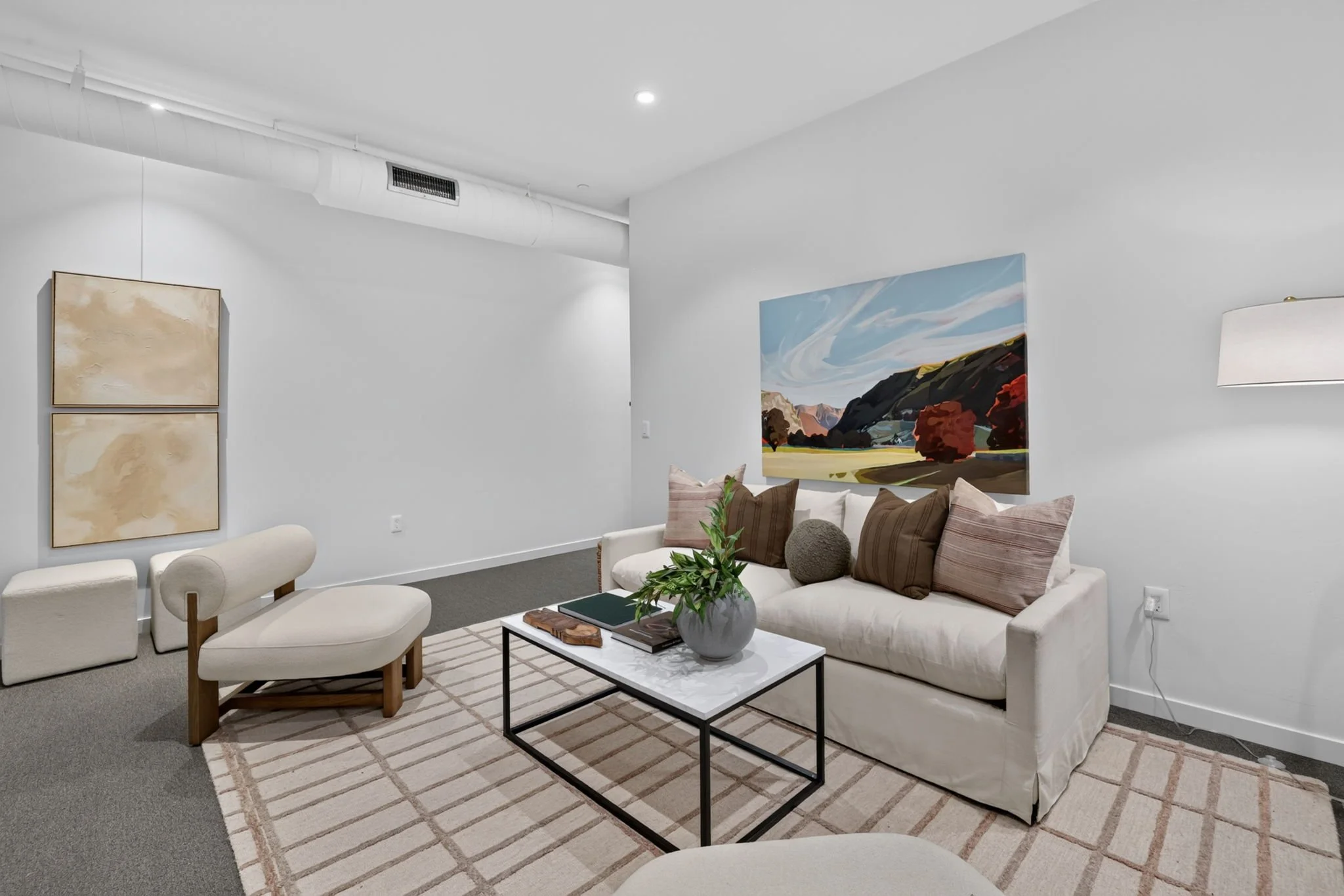 15-web-or-mls-1813 Capitol Ave.-15.jpg