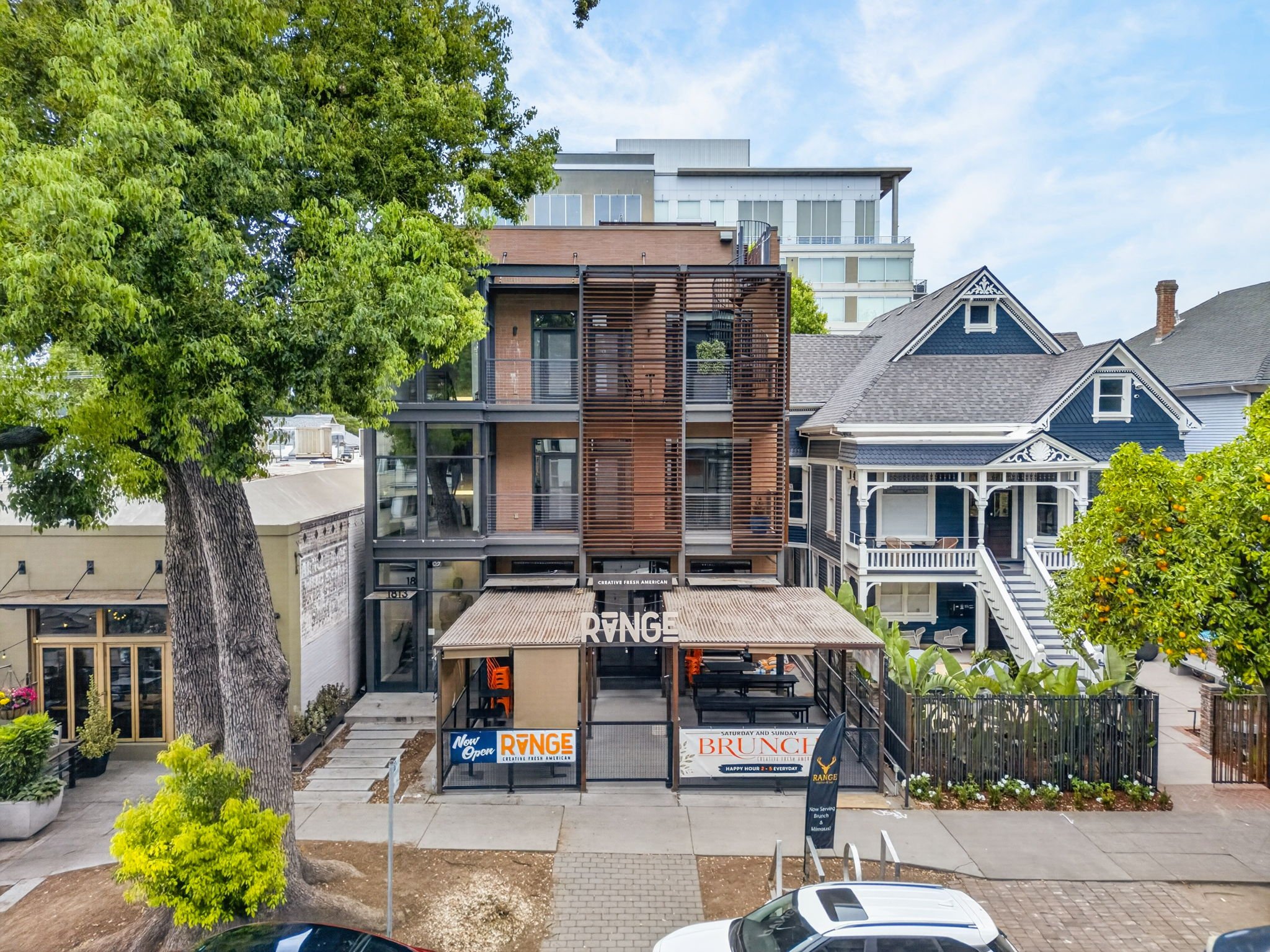 53-web-or-mls-1813 Capitol Ave.-53.jpg