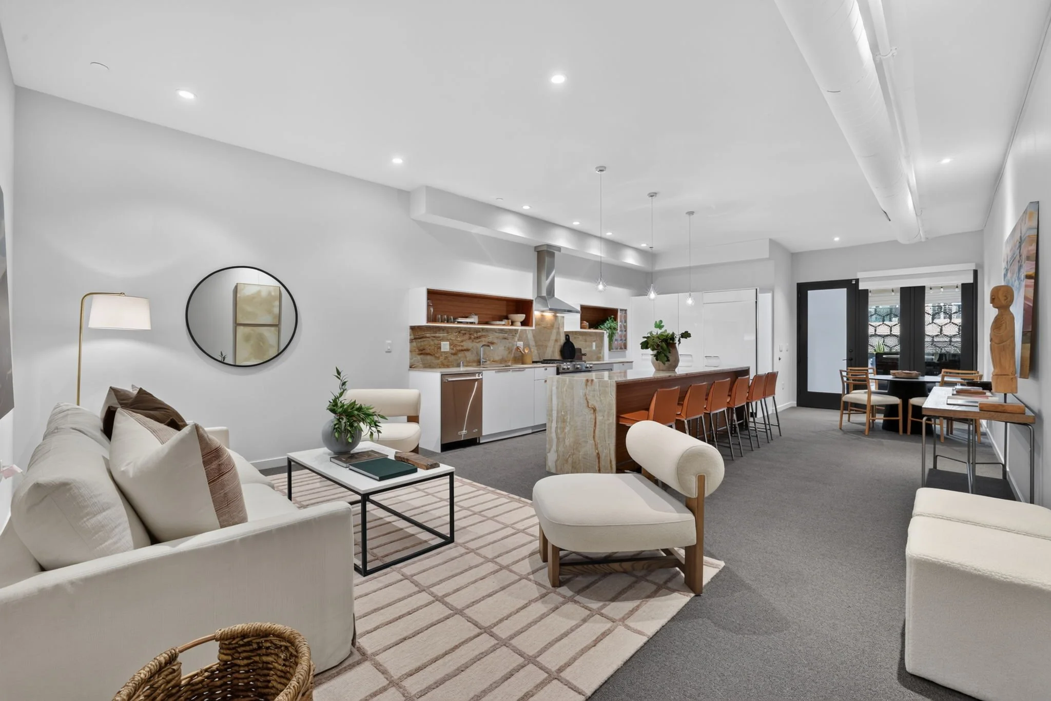 13-web-or-mls-1813 Capitol Ave.-13.jpg