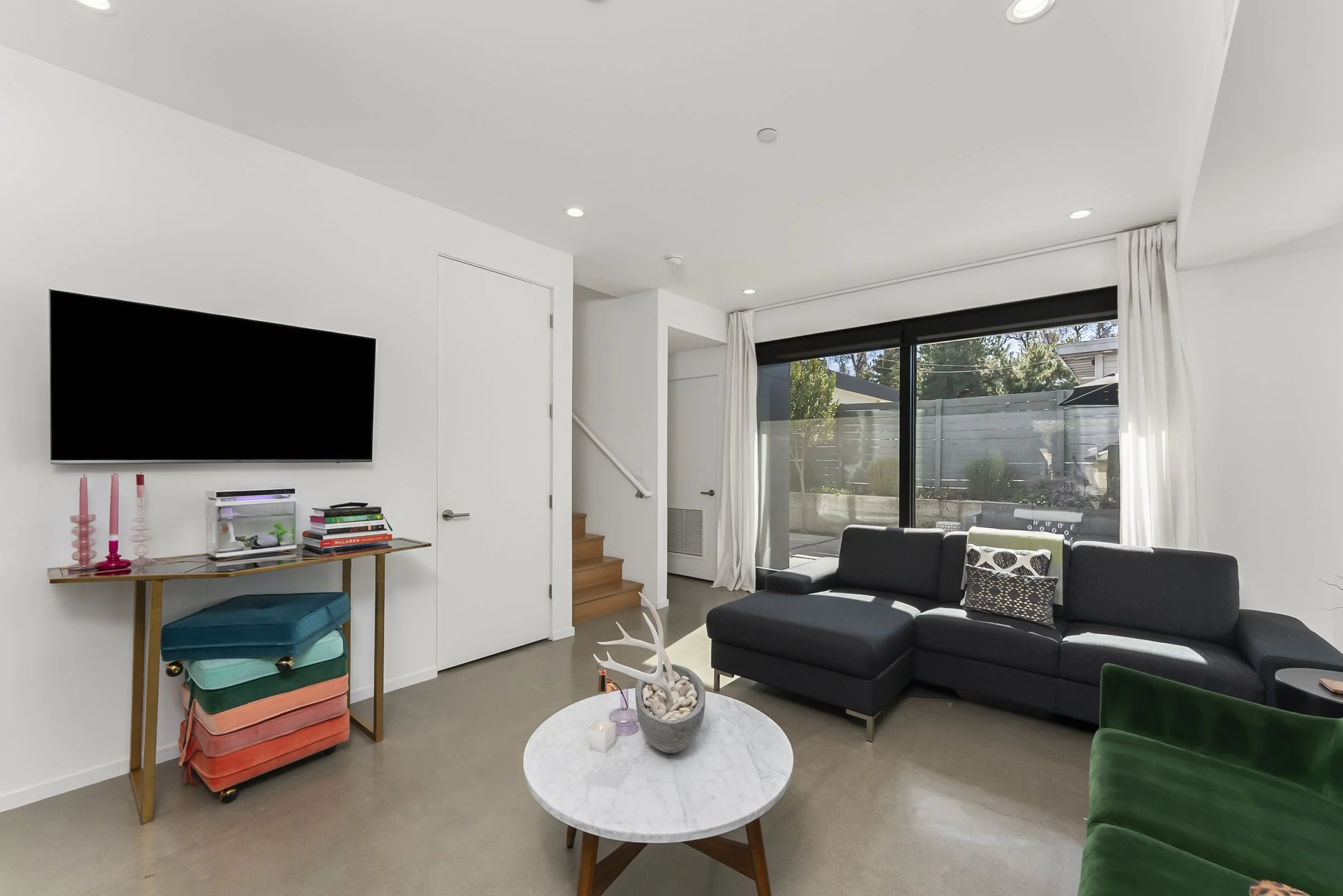 1008 Yale St Photos (31).JPG