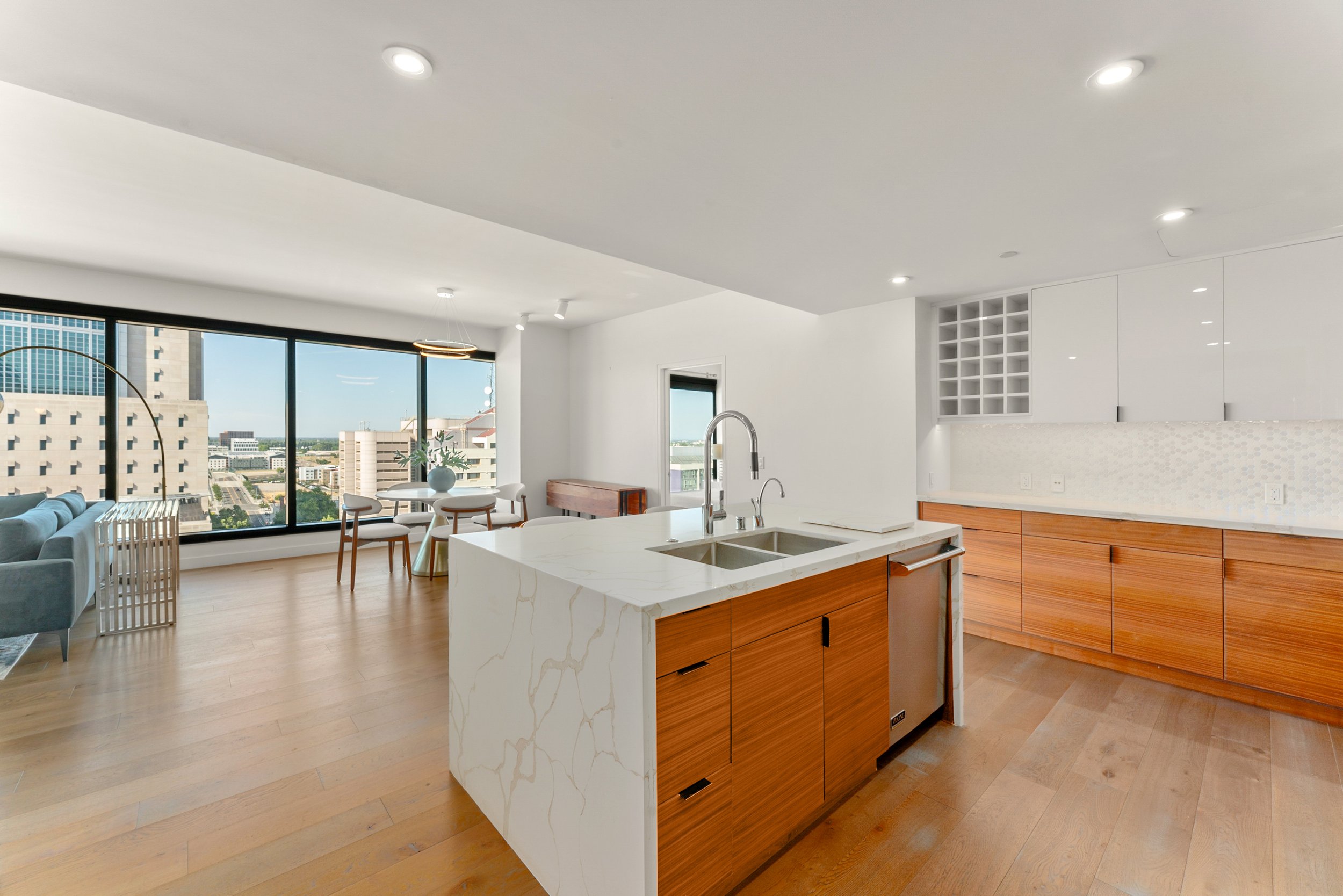 500 J St 1408 Photos (20).jpg