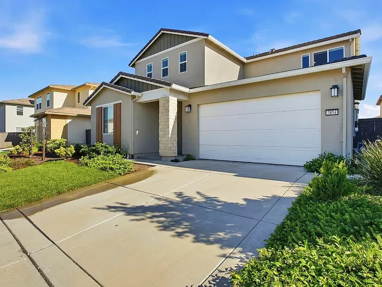 3854 Watermist Way