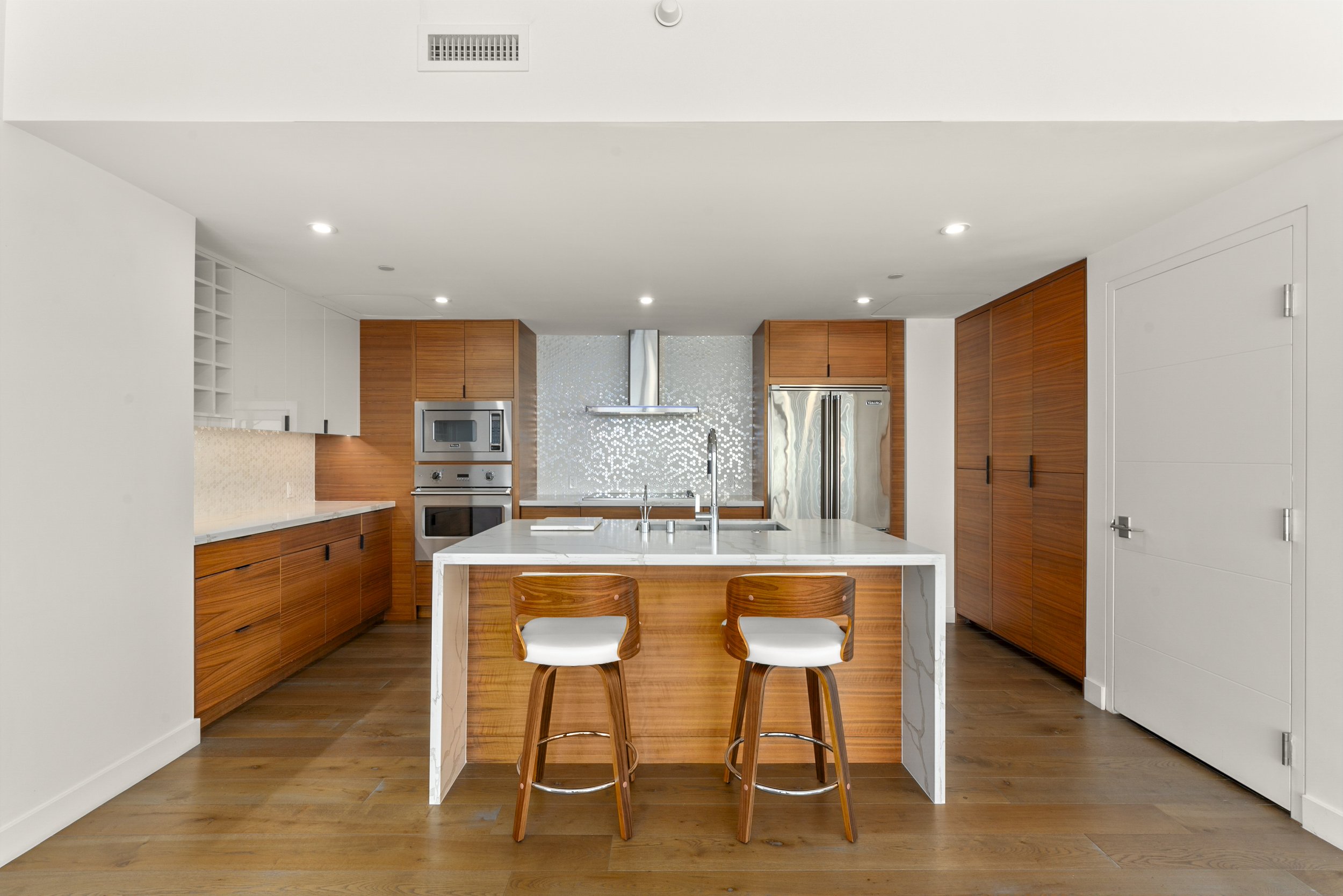 500 J St 1408 Photos (16).jpg