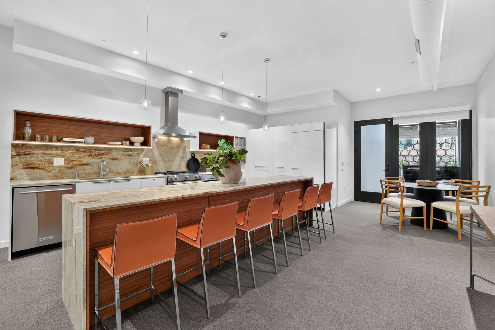 17-web-or-mls-1813 Capitol Ave.-17.jpg