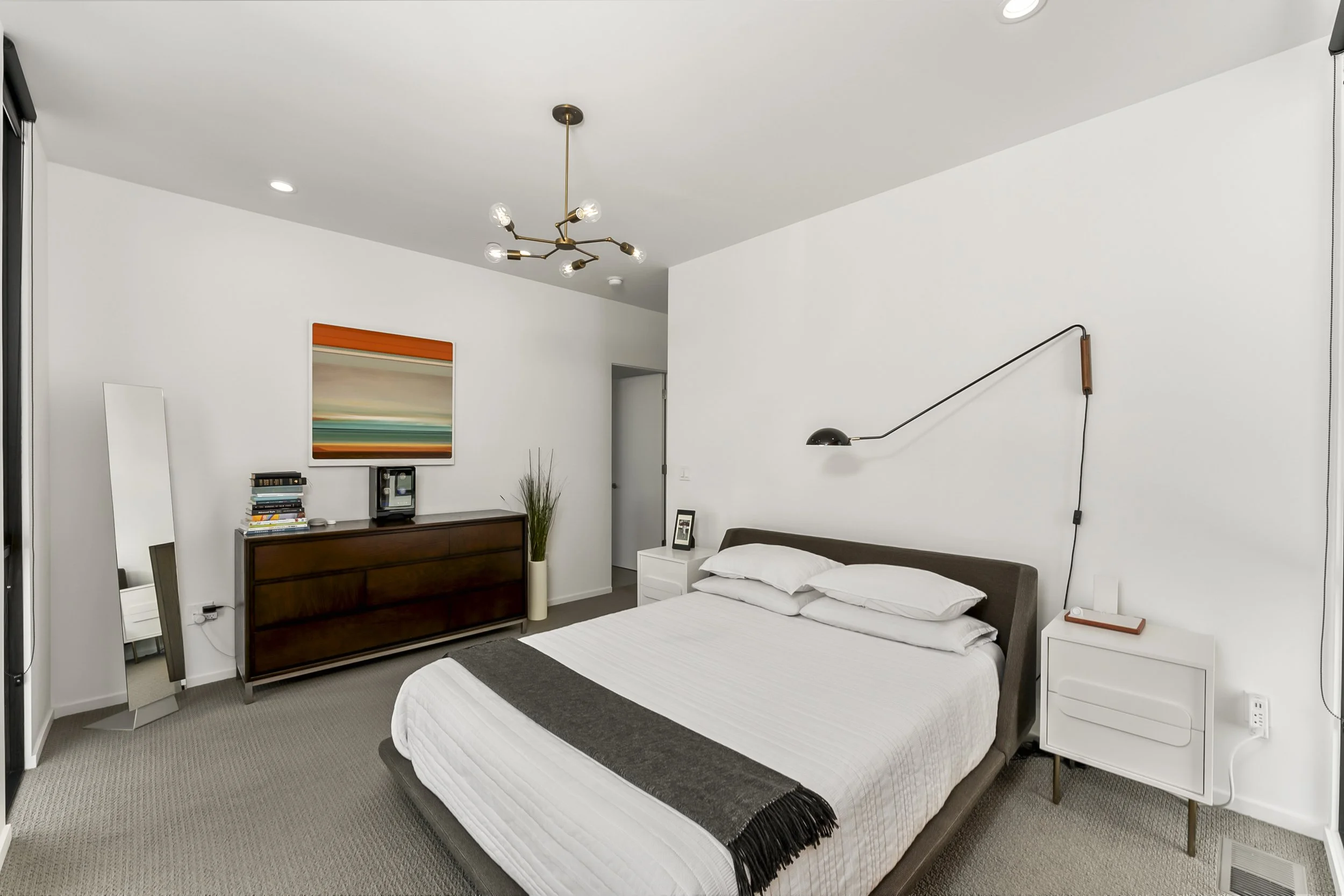 1008 Yale St Photos (54).JPG