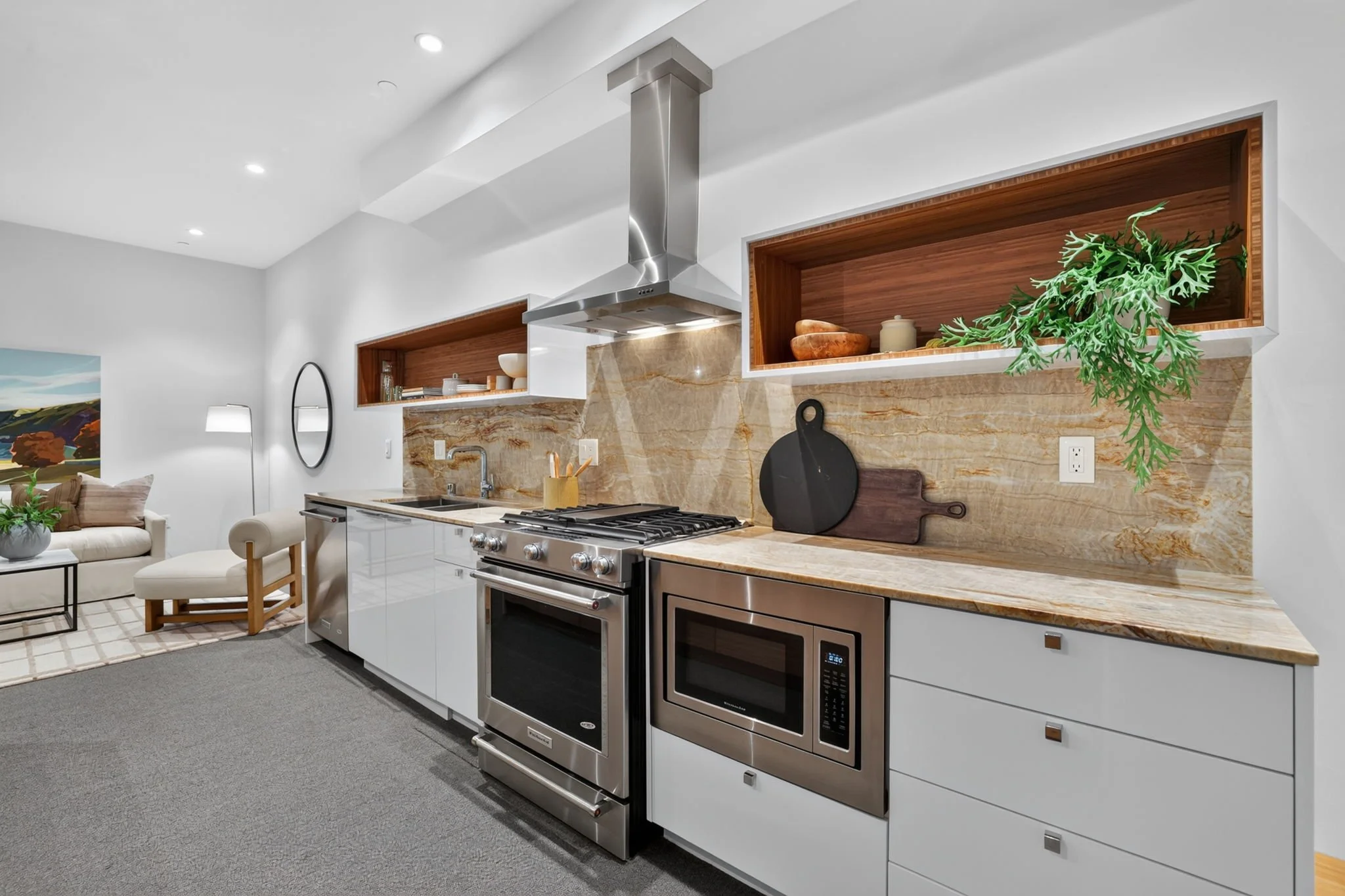 22-web-or-mls-1813 Capitol Ave.-22.jpg