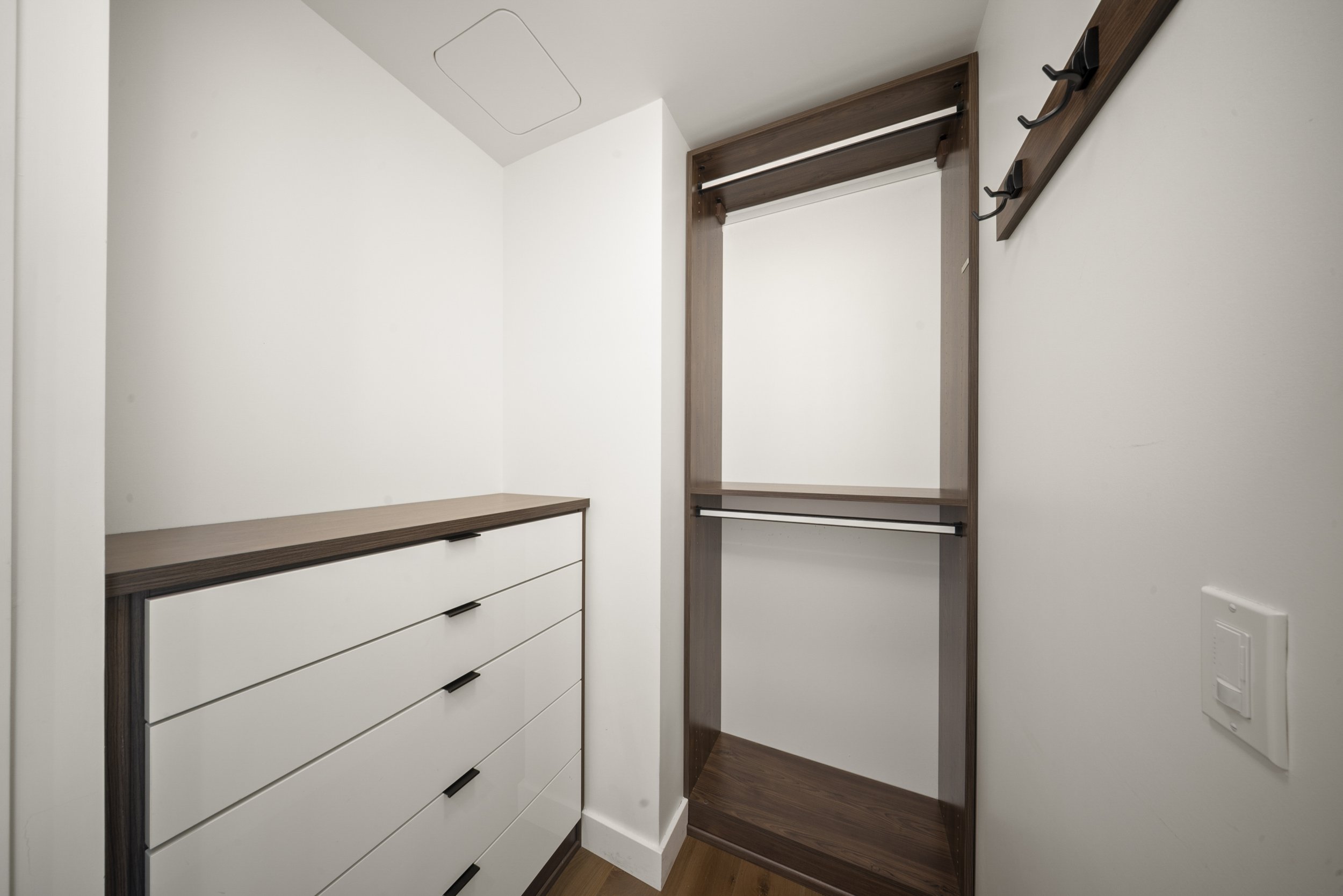 500 J St 1408 Photos (38).jpg