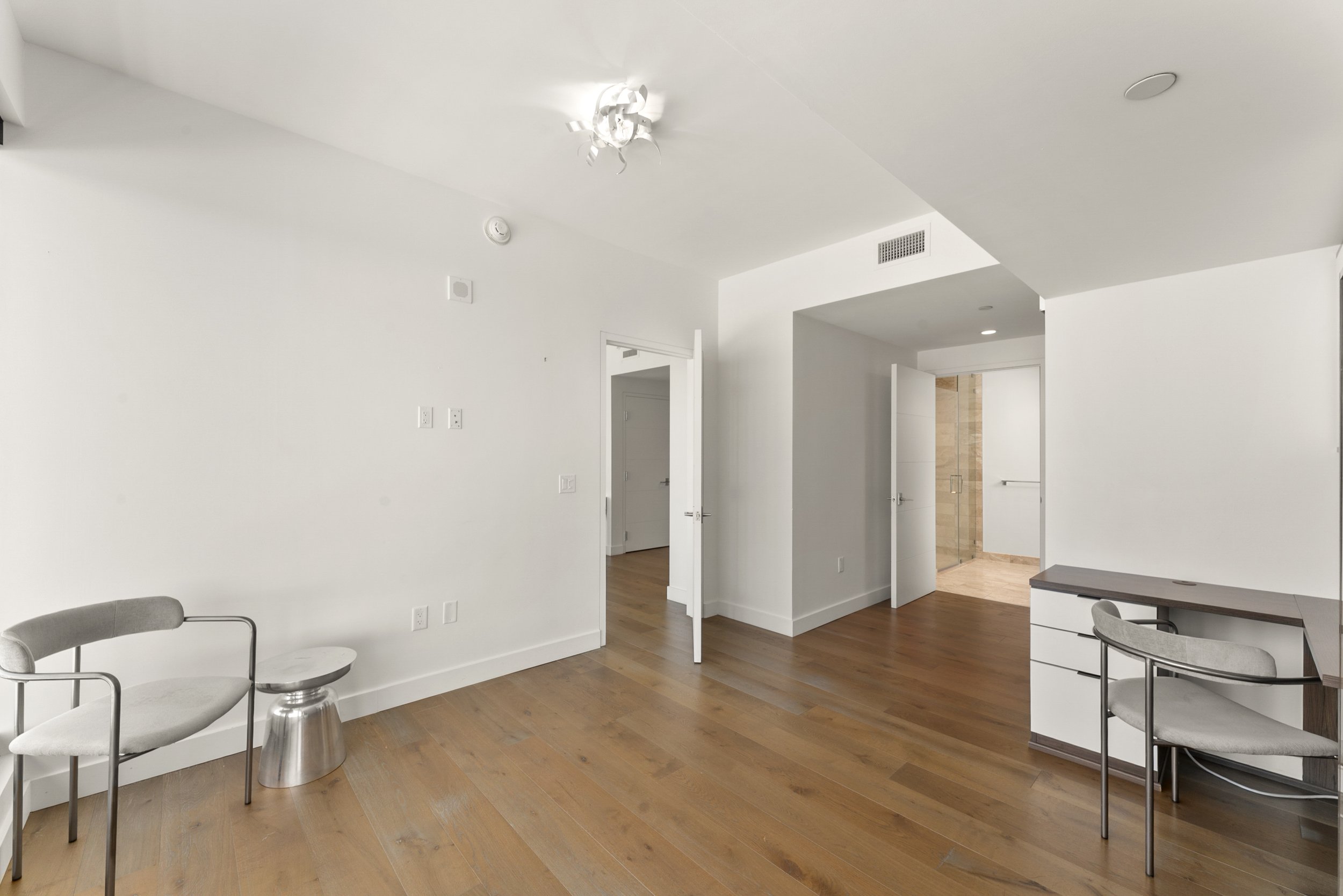 500 J St 1408 Photos (30).jpg