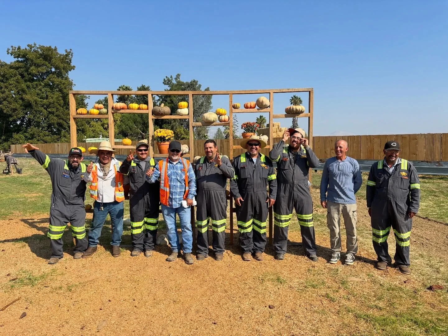 @beesweetcitrus stopped by for some Halloween fun! 🎃