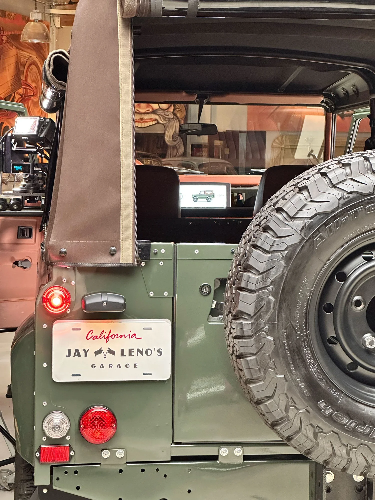 raglan-jay-lenos-garage-3.jpg