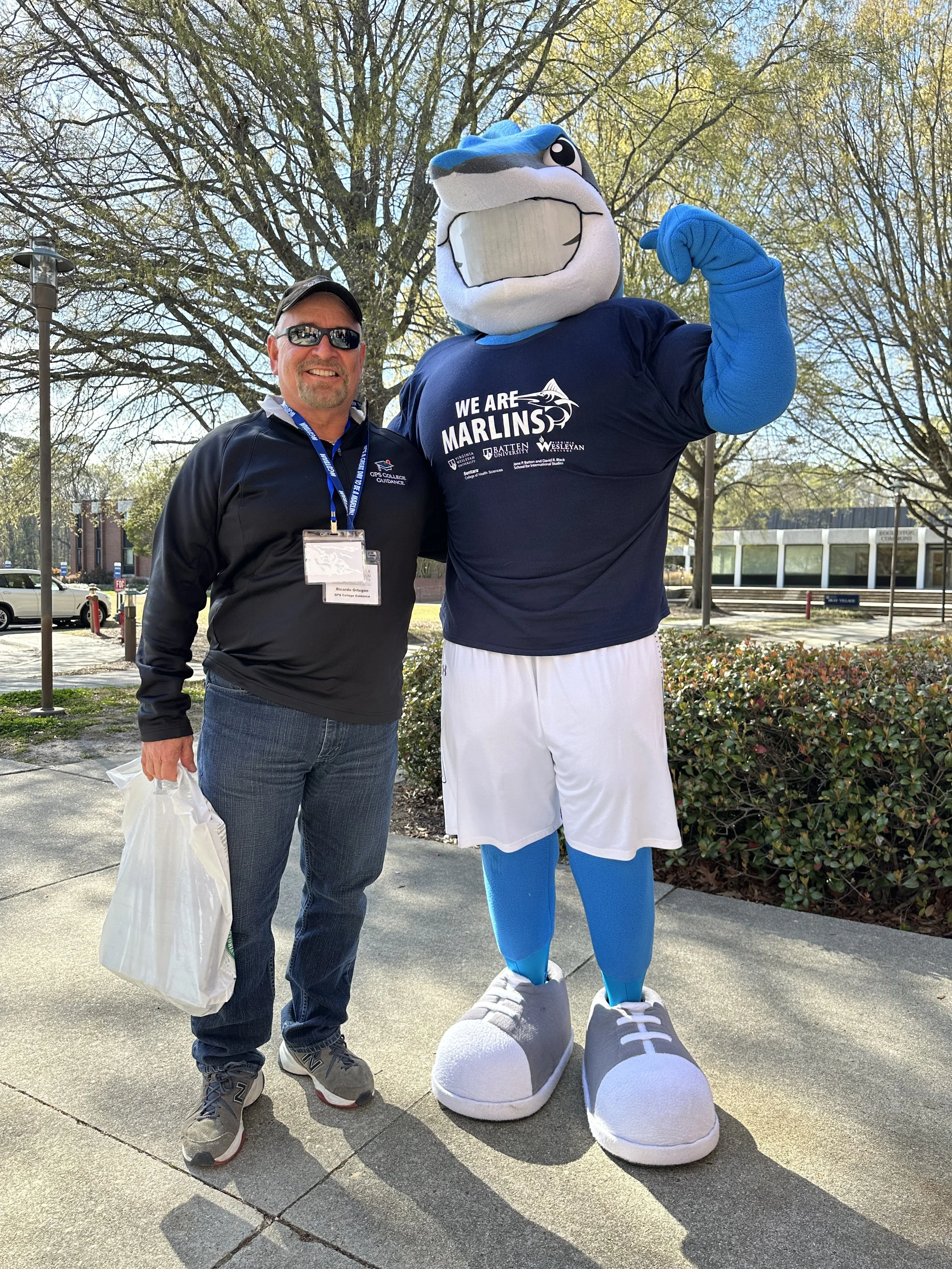 VWU3-Ricardo & Mascot.jpeg