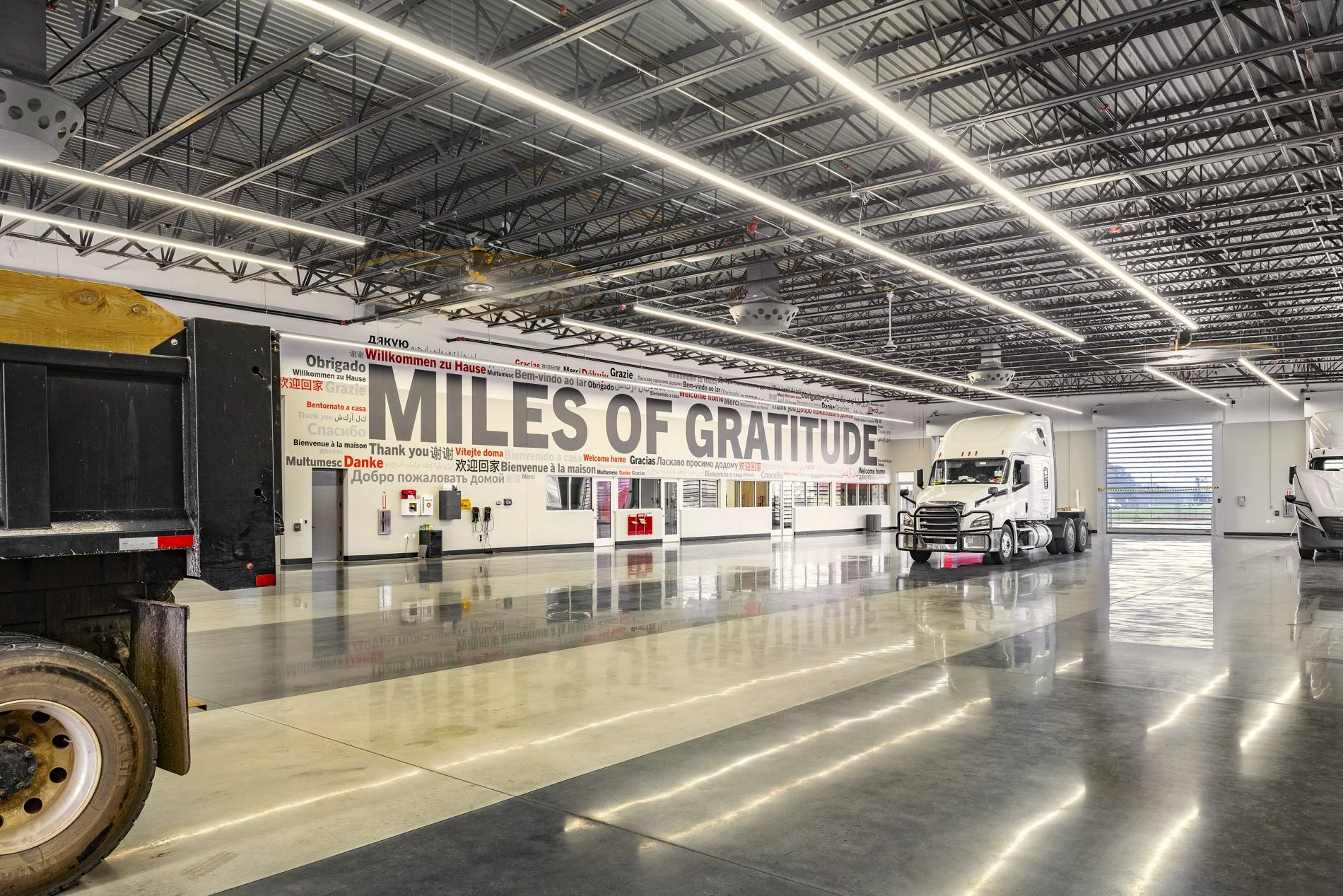 DetailsDesigner_ProBuild_PeachStateTrucking_030126_MMP_75440_v01f.jpg