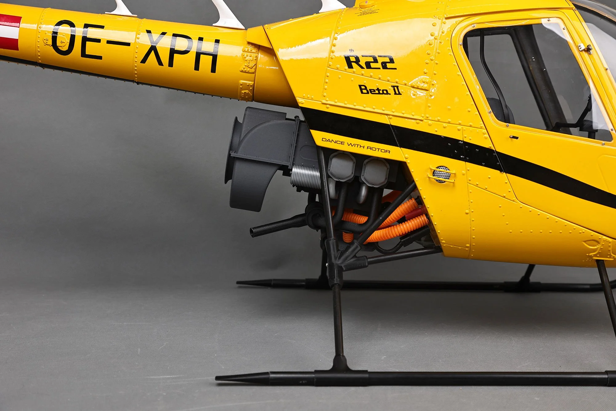 R22  RVE yellow.jpg 7.jpg