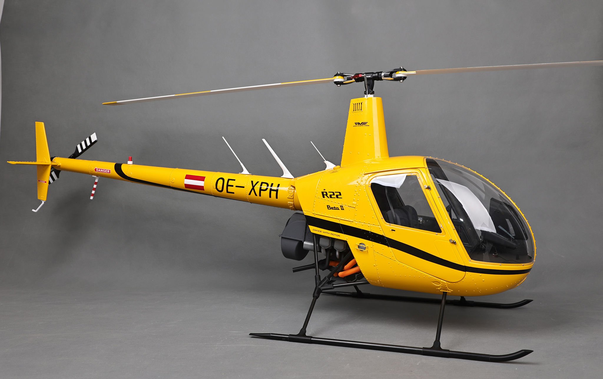 R22  RVE yellow.jpg 6.jpg