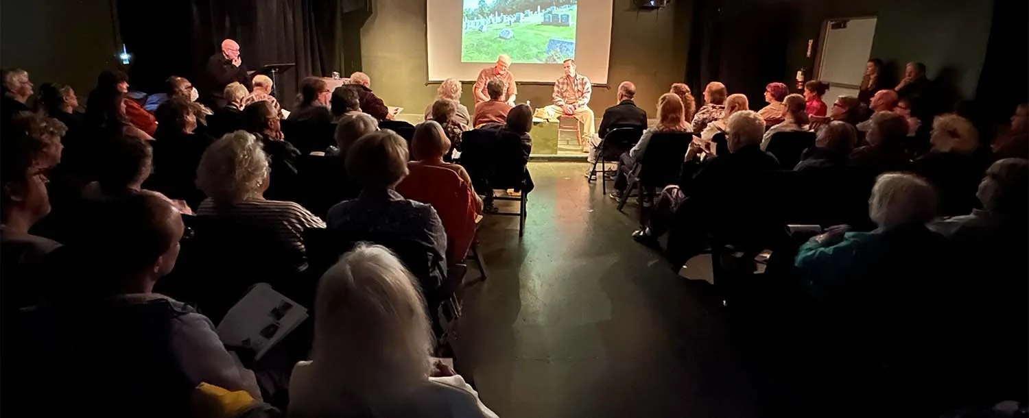 Bryan and Burton and Audience - 7512 WO.jpg