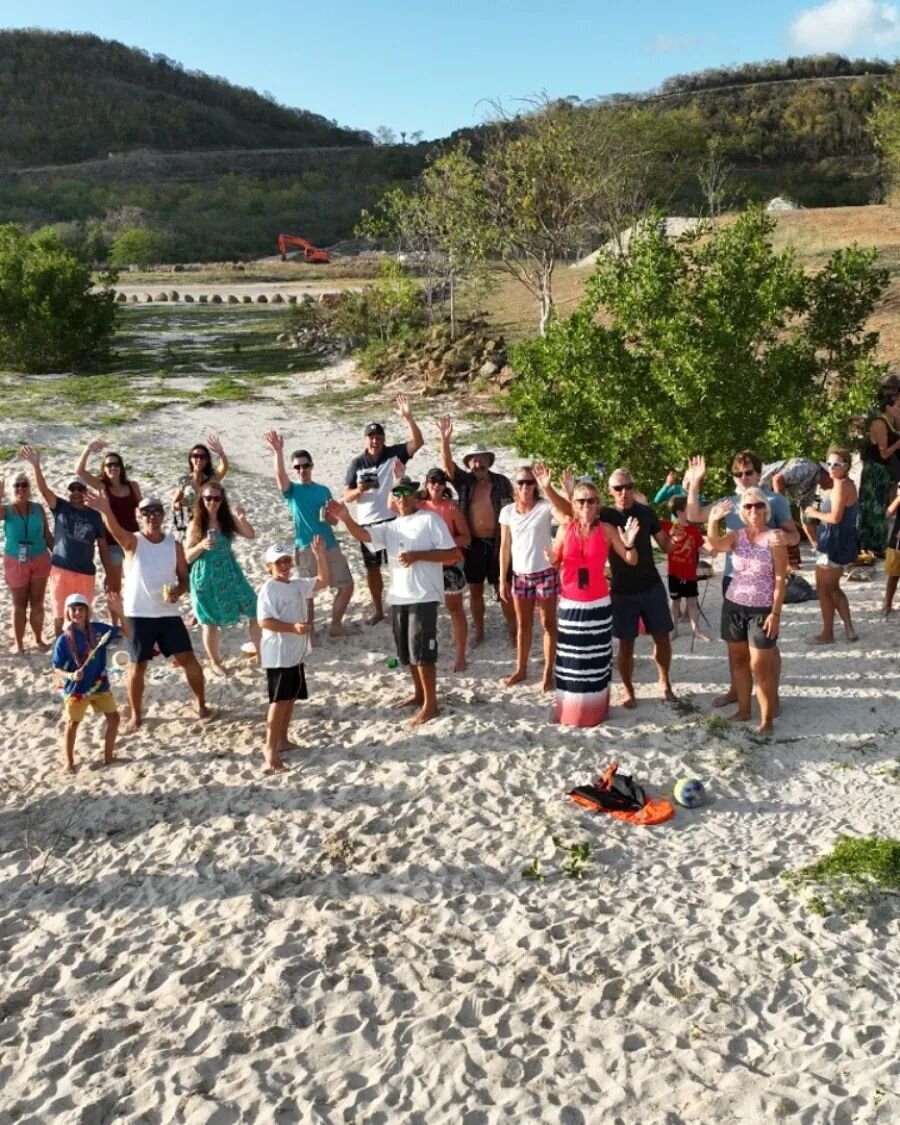 Last Friday was Lotta's big birthday party on a small beach in front of Jolly Harbour Antigua.

It WAS a Party... Soo many boats came: 14 boats in total.

We had &quot;Stockbrot&quot;,sausages and marshmallows for the children. With a bonfire, of cou