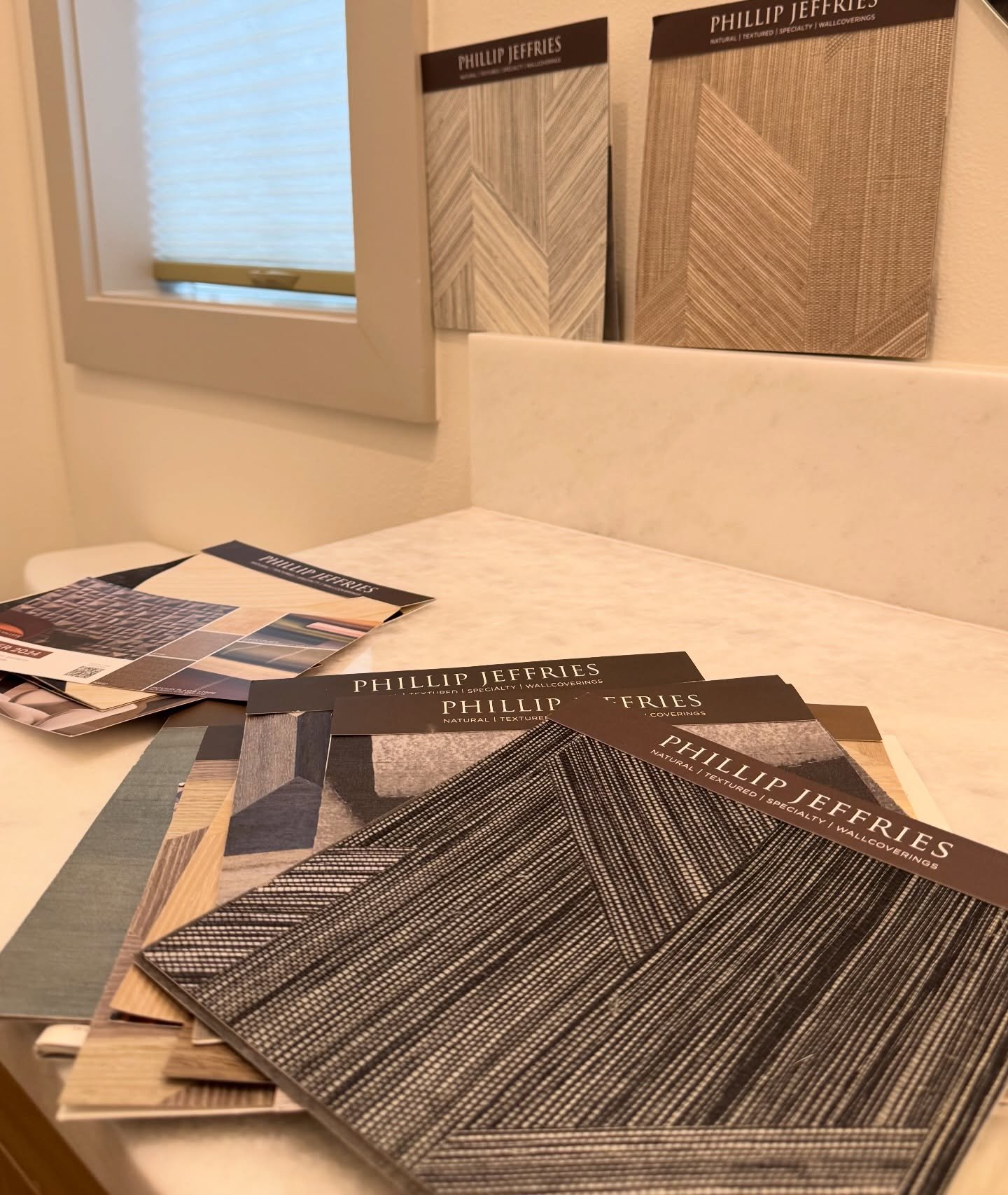 The beginning of all things beautifully transformed! 

And Noooo I didn&rsquo;t purposely match the furniture and design! 😆

#ourhappyplace