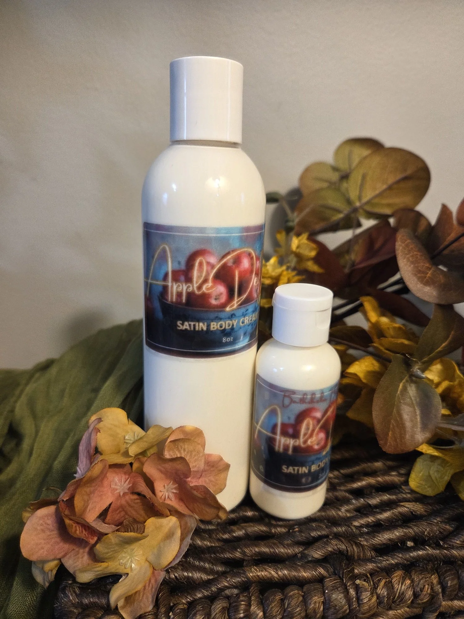 Apple-Delight-Lotion-Group-2.jpg