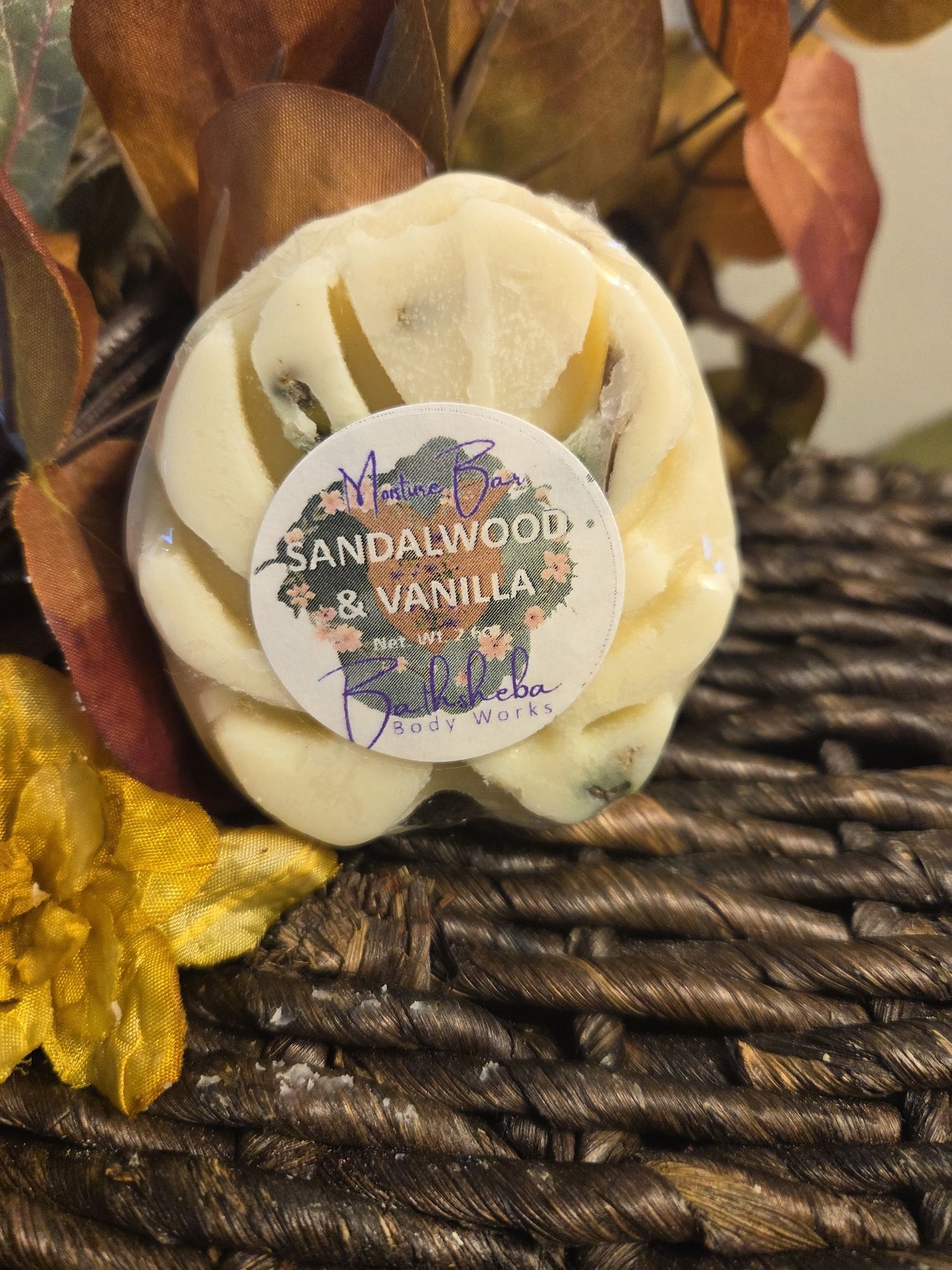Sandalwood-and-Vanilla-Moisture Bar.jpg