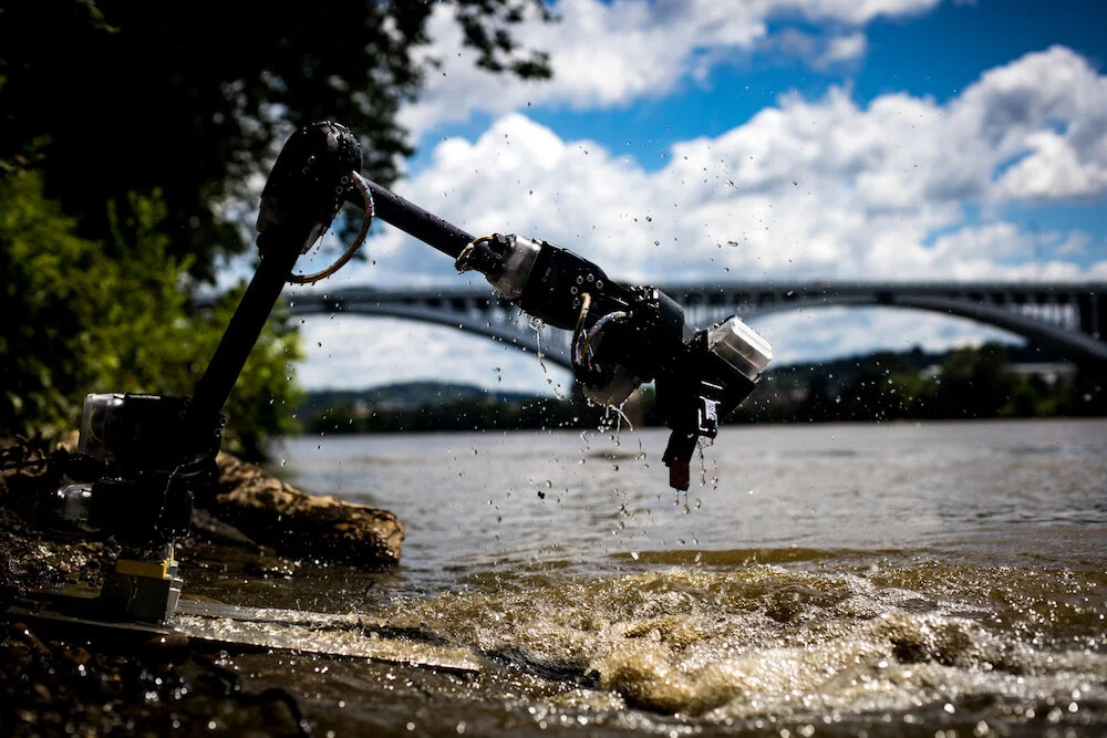 HEBI Robot in the Allegheny river