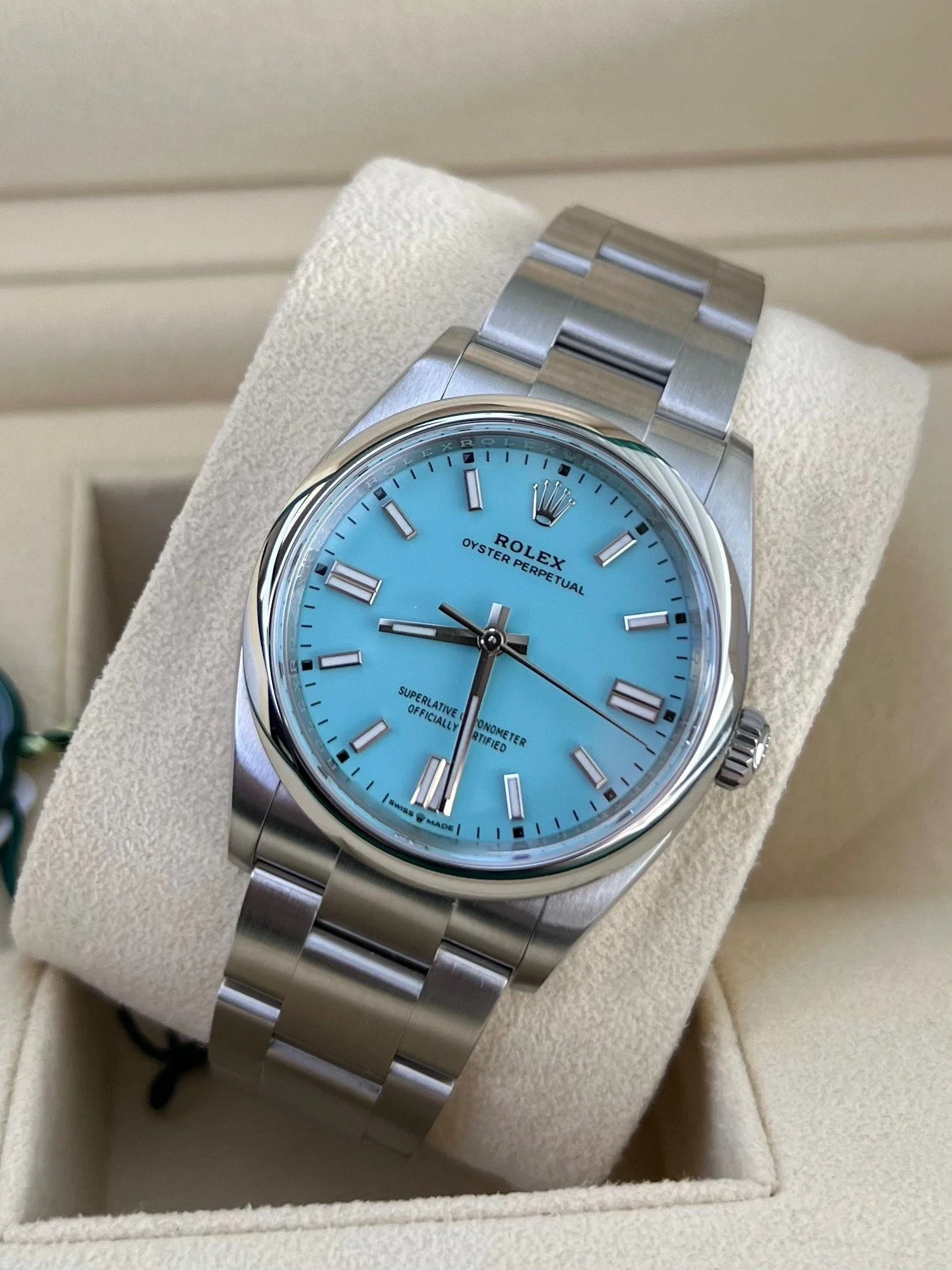 Rolex 126000 Oyster Perpetual 36 Tiffany Blue 2024 — Motion Watches