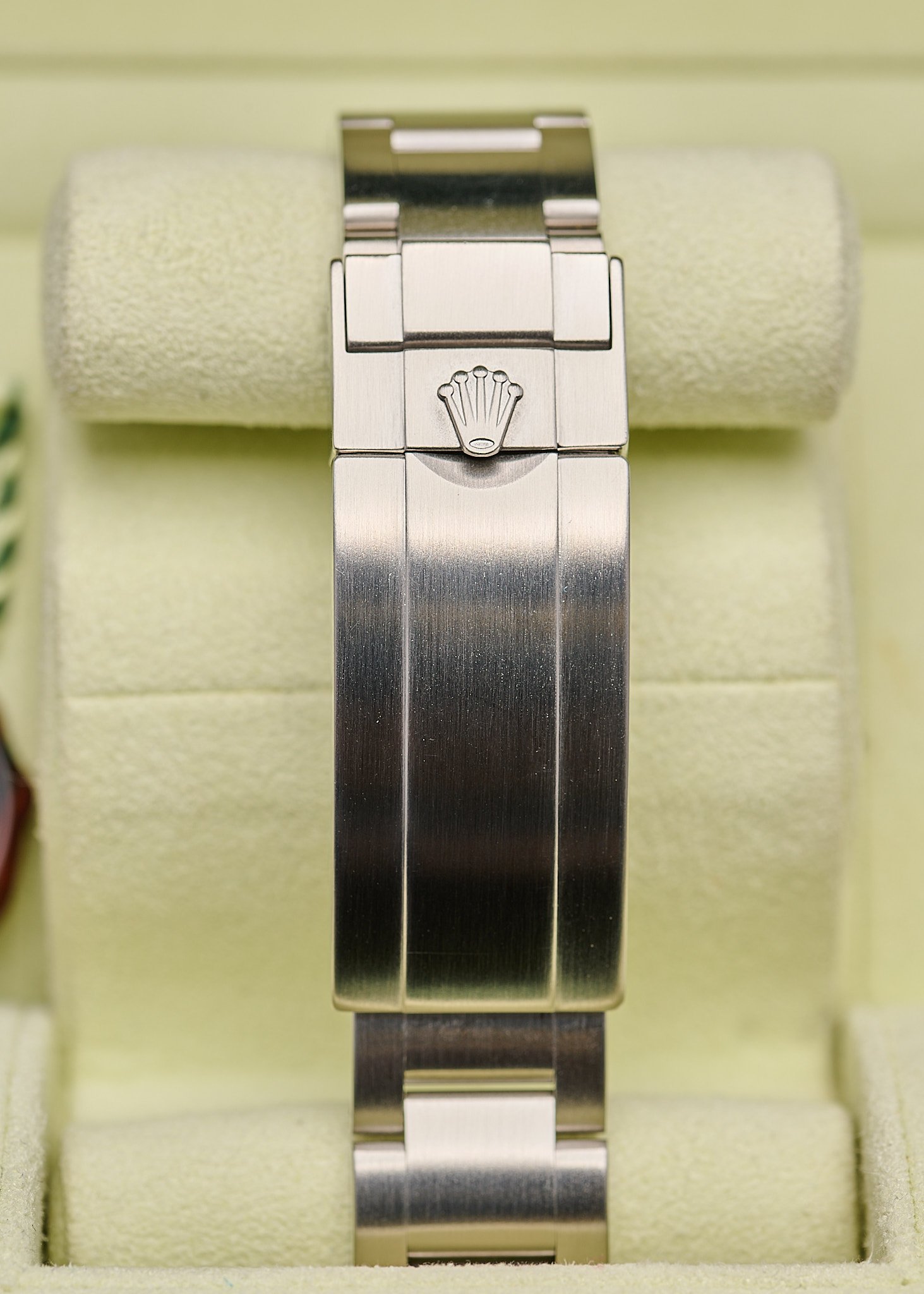Rolex submariner date 116610ln 2011_05.jpg