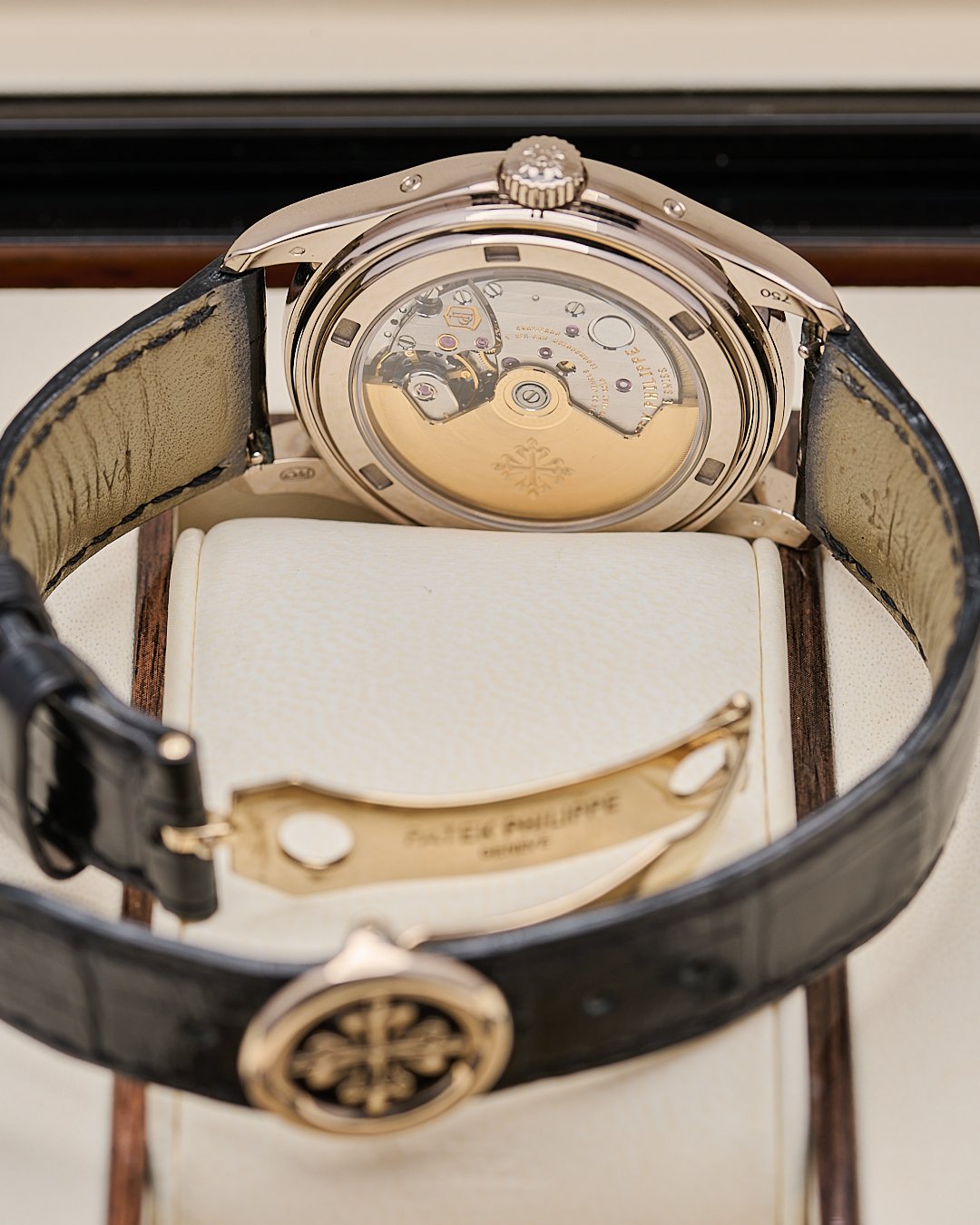 Patek philippe Annual calender 5146G 2014_08.jpg