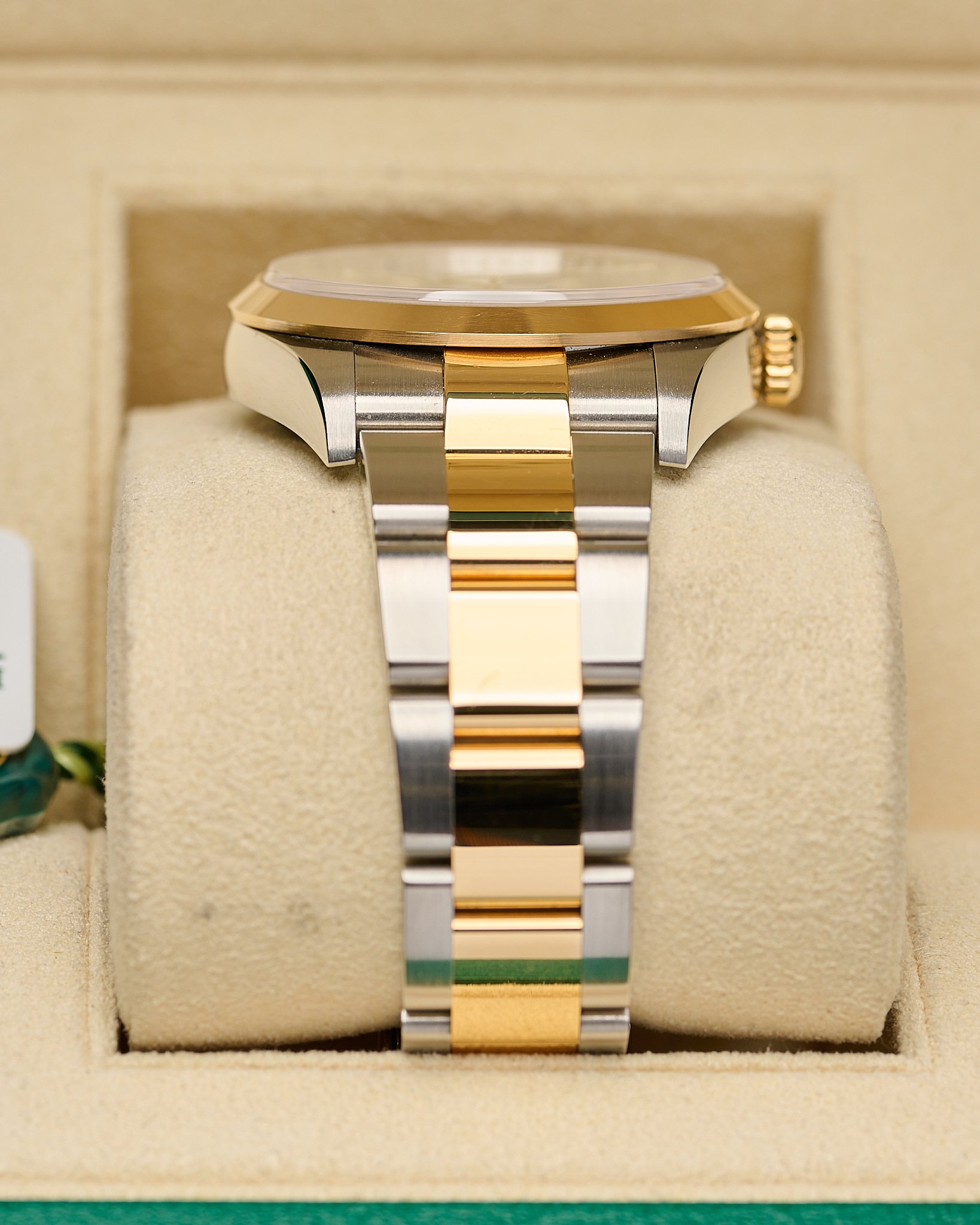 Rolex Explorer 124273 Bi-metal 2022 36mm_38.jpg