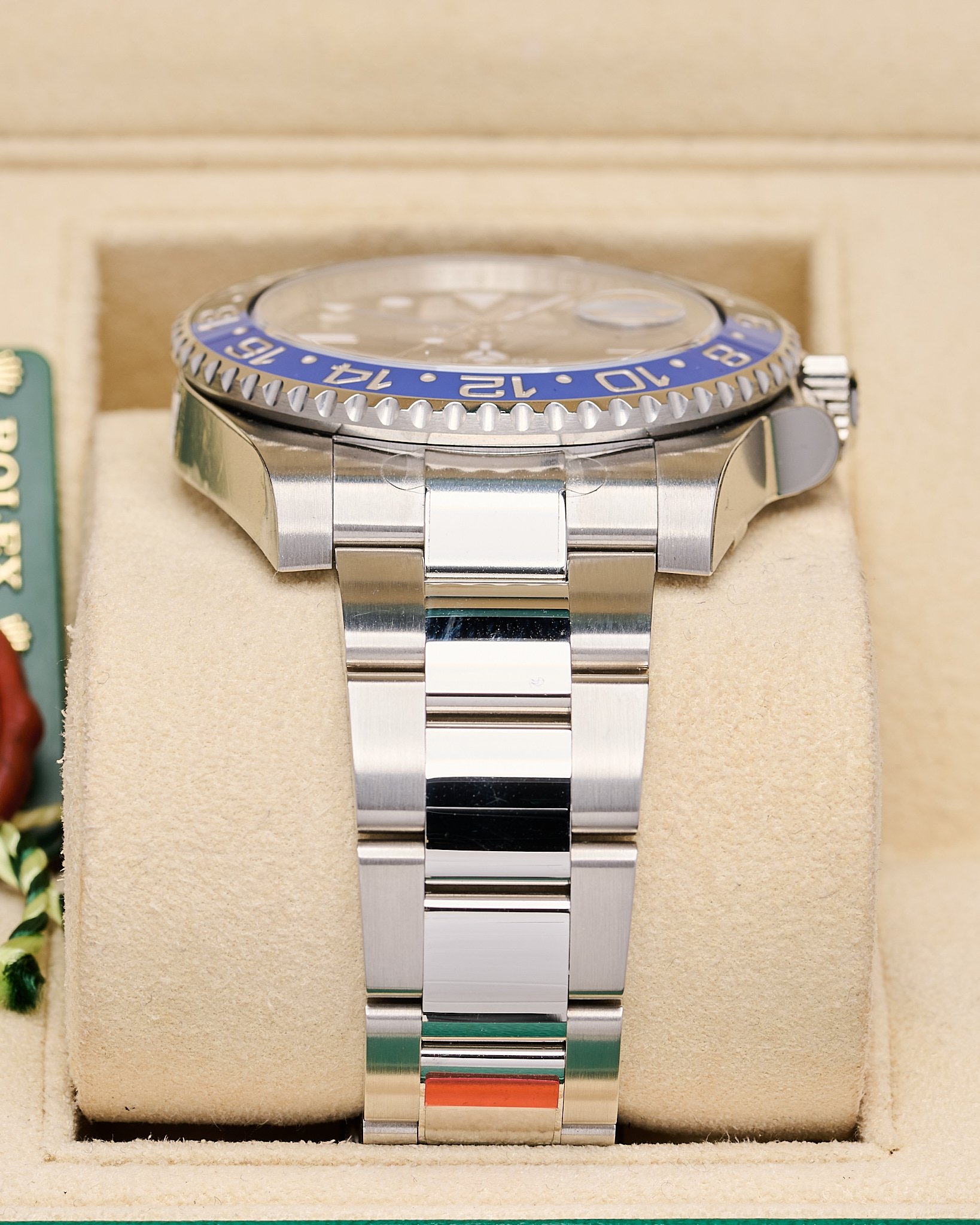Rolex GMT master ii 116710BLNR Stickered 2018_02.jpg