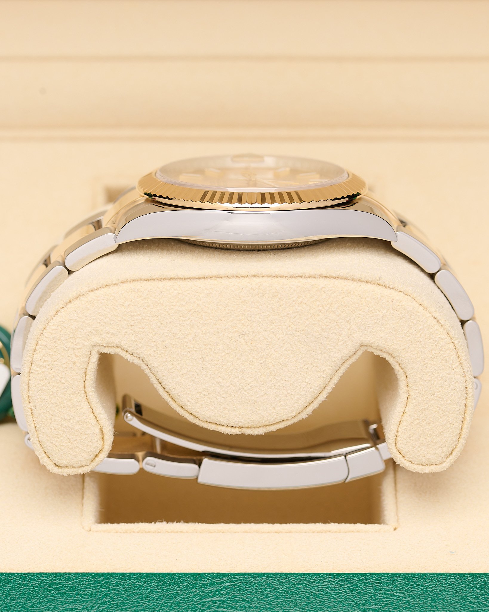 Rolex datejust 126333 champagne oyster 2023- 38.jpg