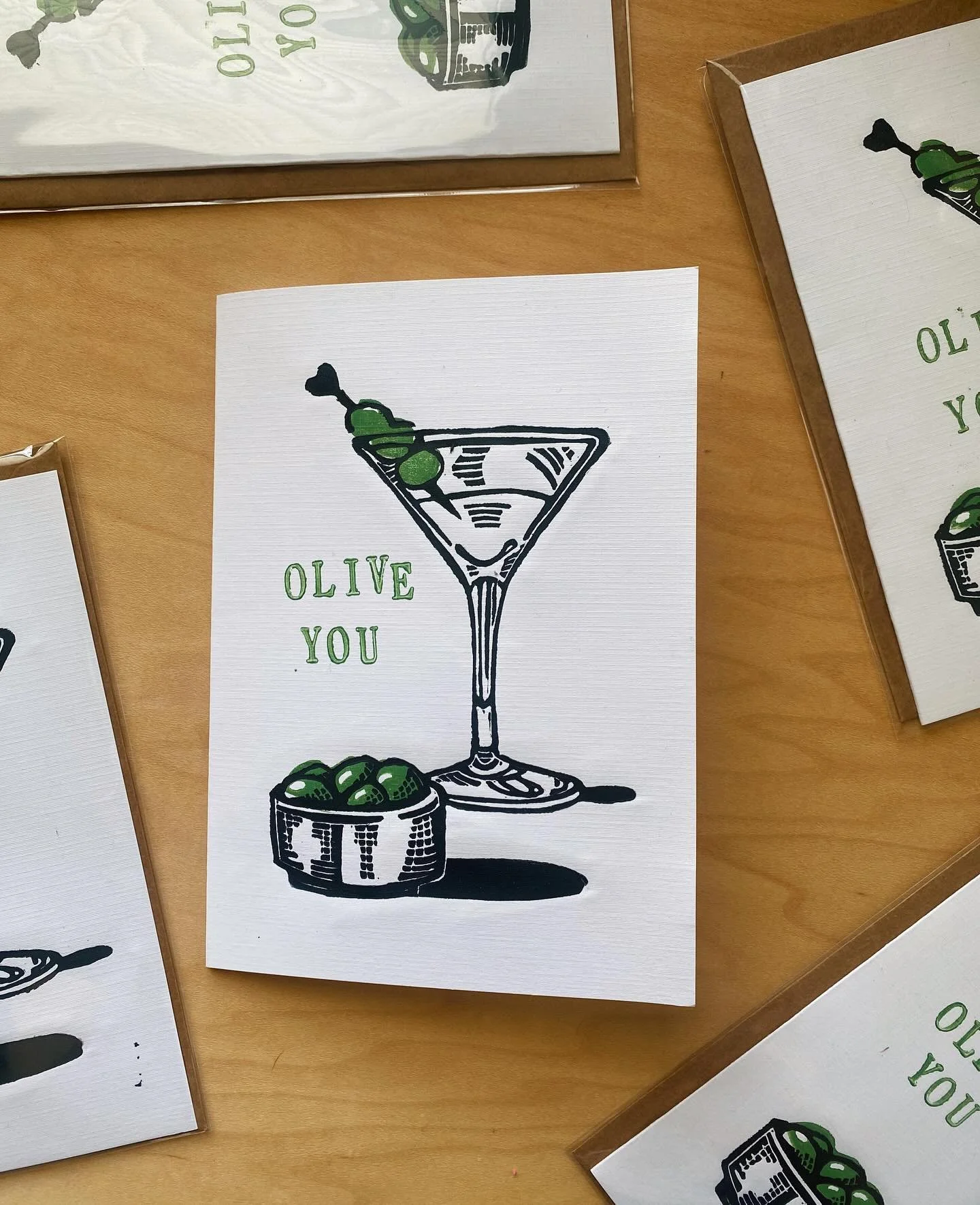 Valentine&rsquo;s Day market tomorrow💌🫒 

@shopsonsouthstmarys 6pm-10pm💋