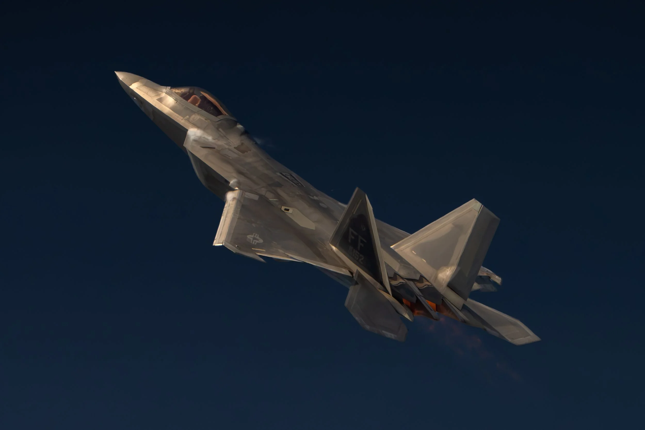 AR508512.JPG
