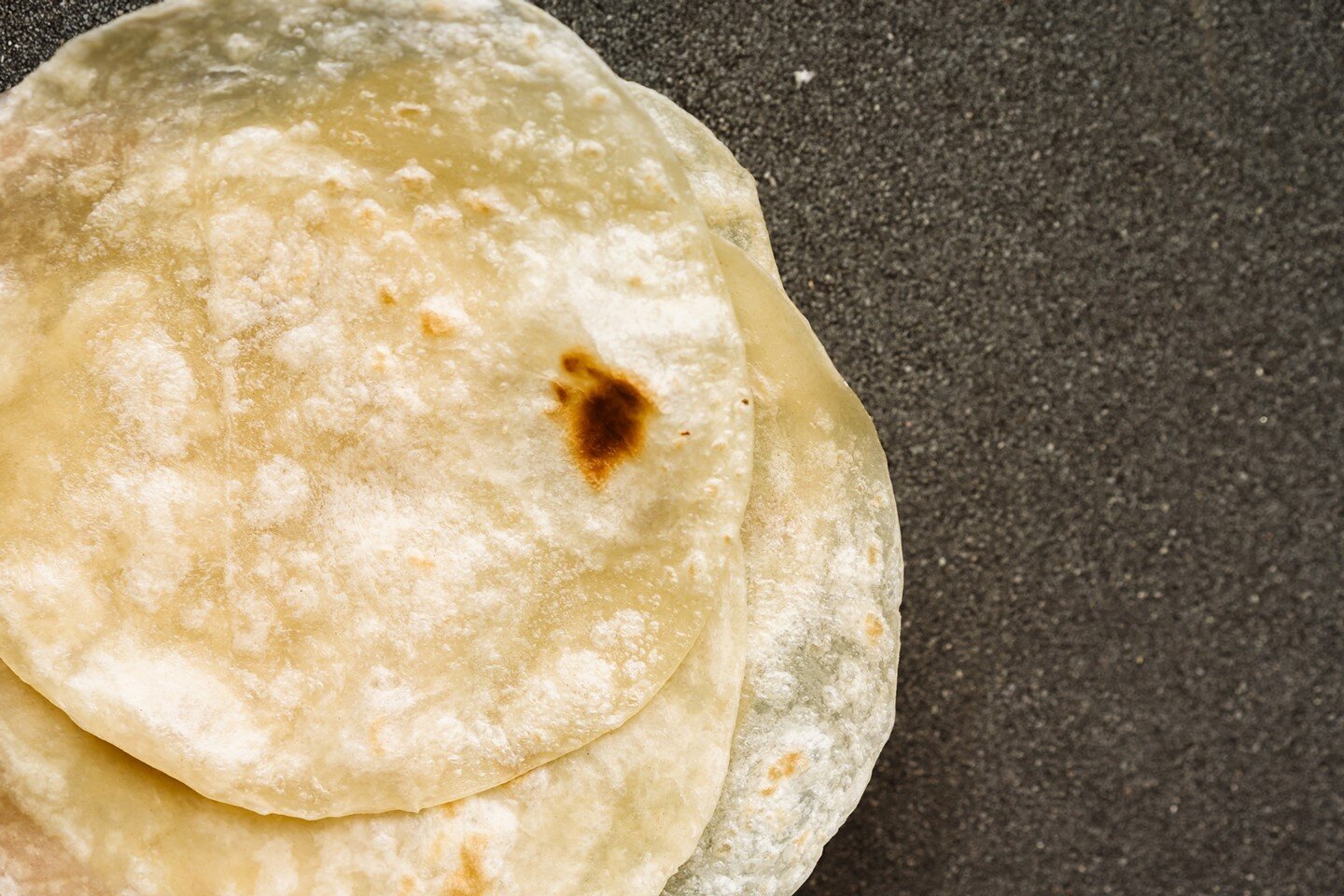 Who doesn't love a fresh made tortilla? These flour beauties are a true Bullard classic and they are comin' back! 👉 ⁠Also, RESERVATIONS ARE OPEN! 🎉 Just hit the &ldquo;Reserve&rdquo; button in our profile and set yourself up for dinner ASAP!⁠
⁠
⁠
⁠