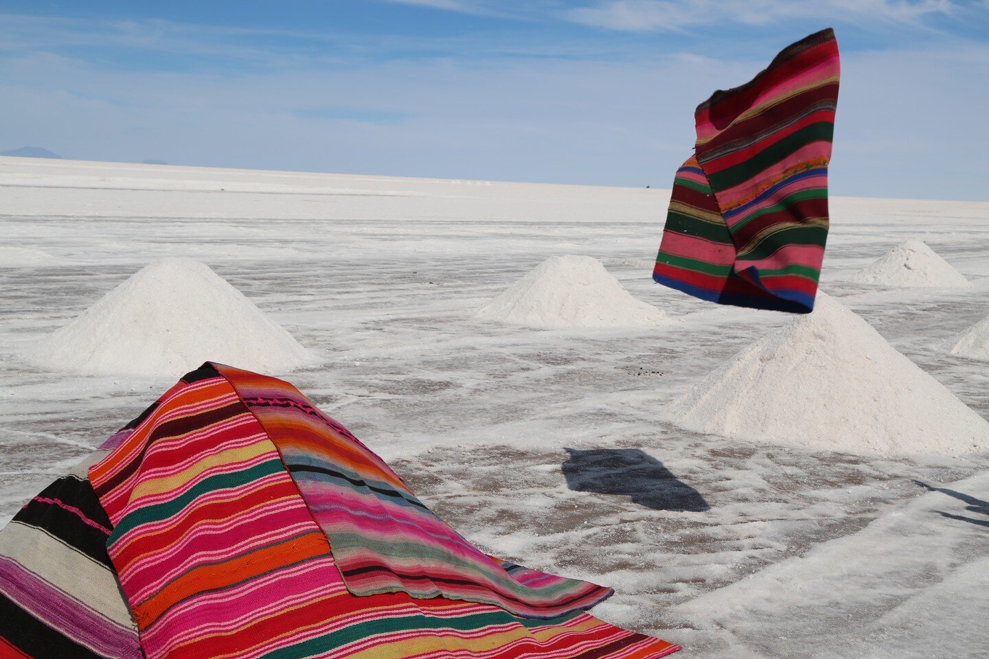 Textile art installation by Gaston Ugalde
*
*
*
*
*
#peru #bolivia #aracaritravel #aracariperu #travelinspiration #discoversouthamerica #luxurylifestyle #culture #meettheworld #travelcommunity #visitperu #travelperu #perutravel #slowfashion #responsi