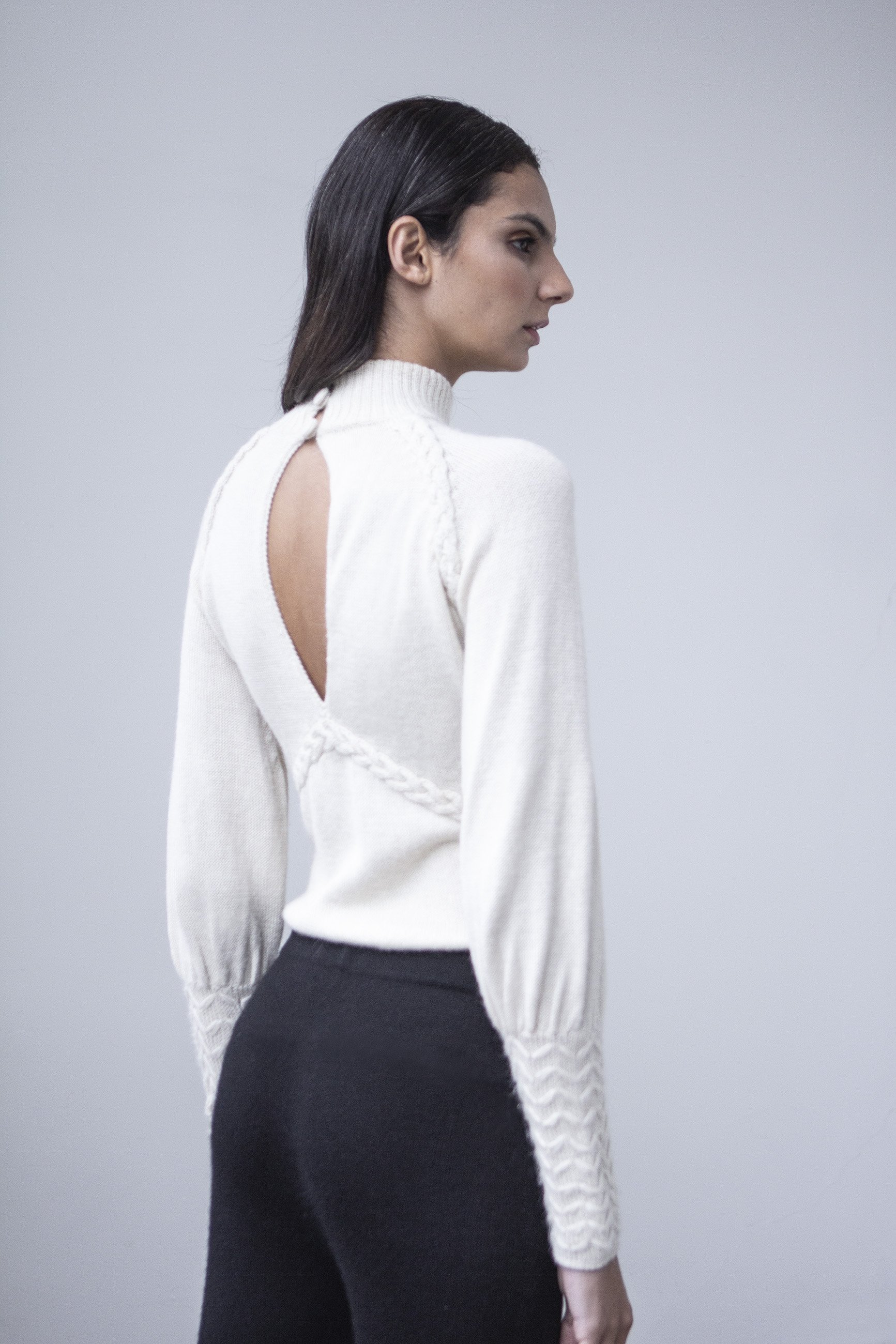 TRENZAS SWEATER..jpg