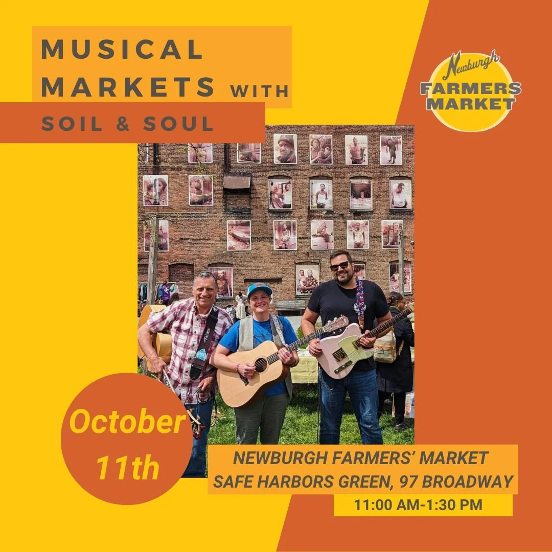 π² Hello, soup season! 
Grab a recipe cards at the managers tents, then pickup some leeks, potatoes, and herbs from Huerta Farm and Two Brothers Farm + a crusty loaf from Body Mind 1. 
Check out Z4Zero Farm for Asian veggies and rich duck and chicken