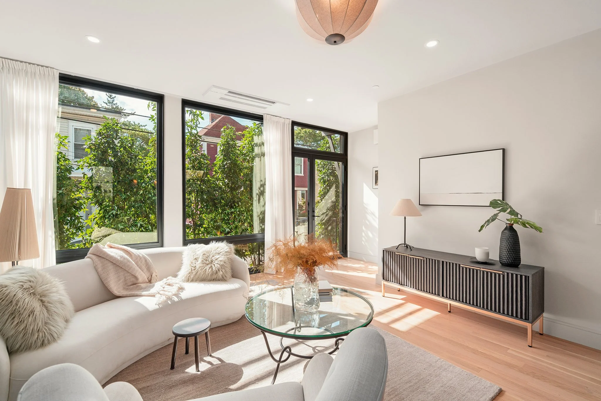 Daylit interior spaces following townhouse renovation