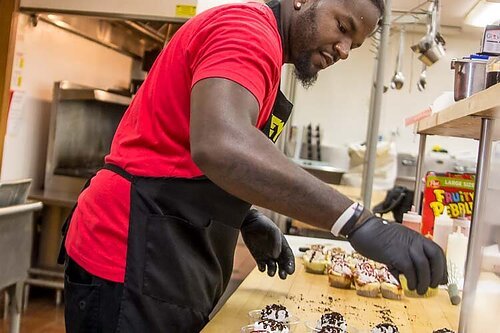 On #WorldImmunizationWeek, we're remembering the incredible impact local volunteers made in the Feed the Fight Kalamazoo effort, which raised over $100,000 and delivered more than 10,000 meals to frontline workers in 2020 and 2021. 

Thanks again to 