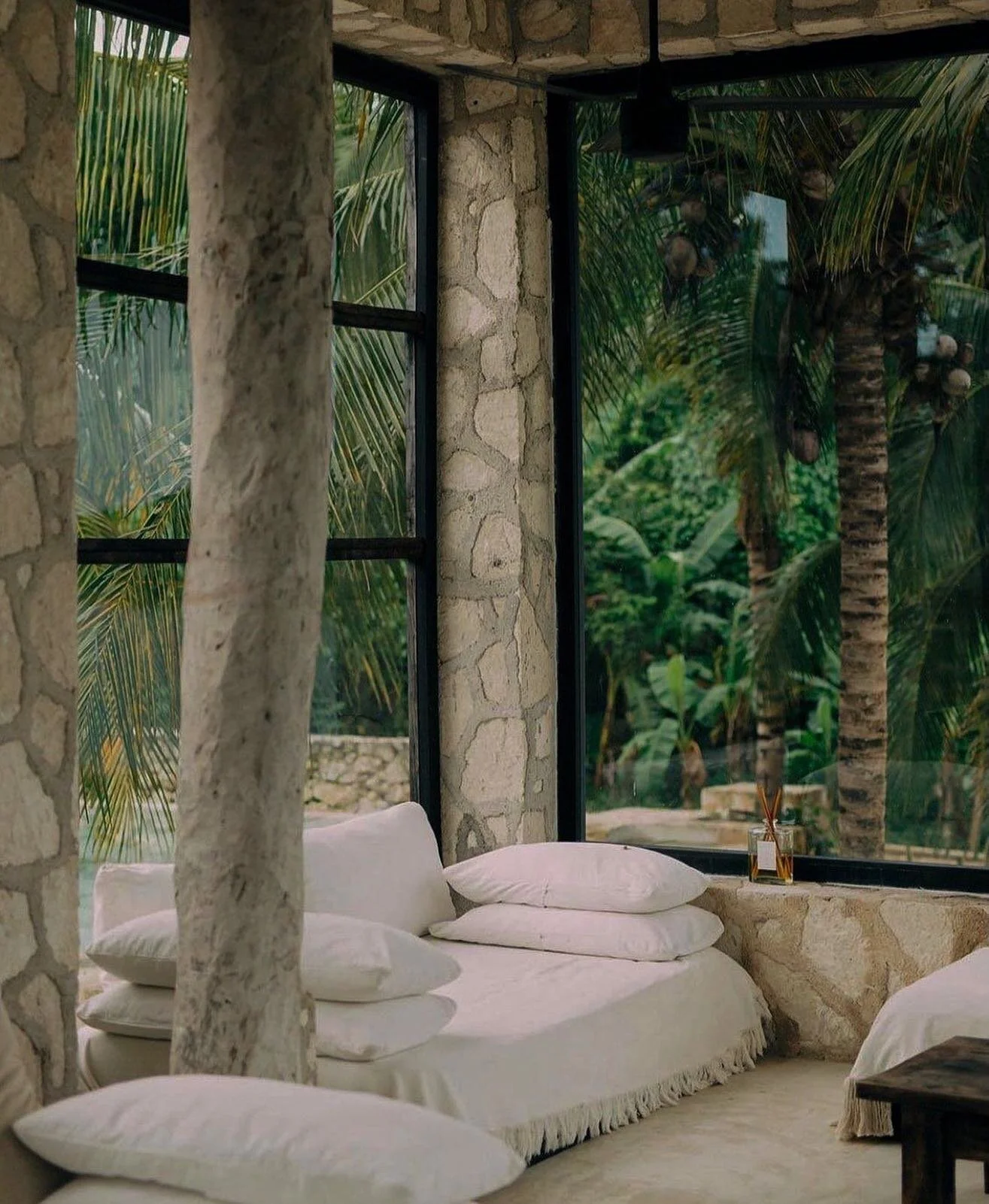 Inspired by  nature - the Anvi Cross body bag in Black Fennel and Green Sage and all things earthy and sustainable