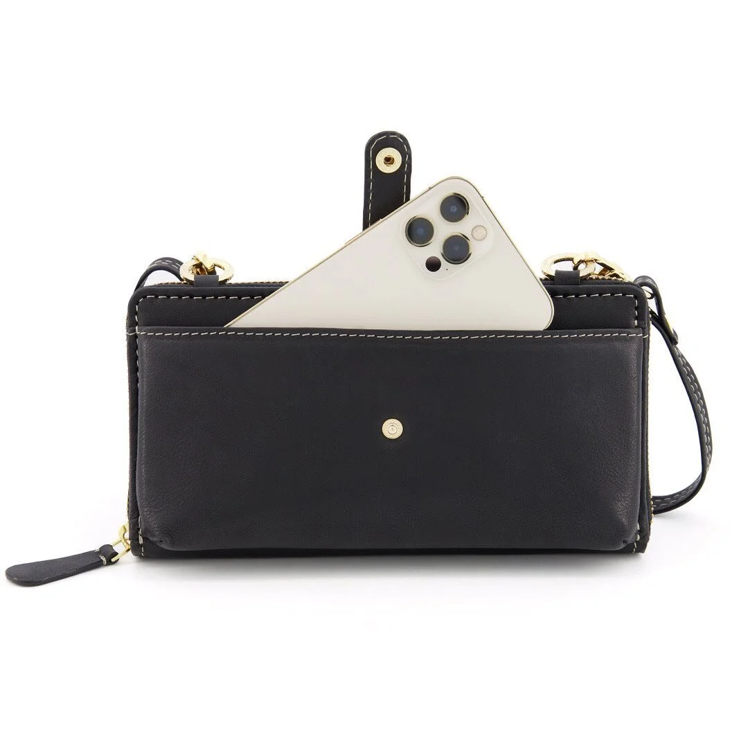 Inspired by  nature - the Anvi Cross body bag in Black Fennel and the perfect spot for your phone