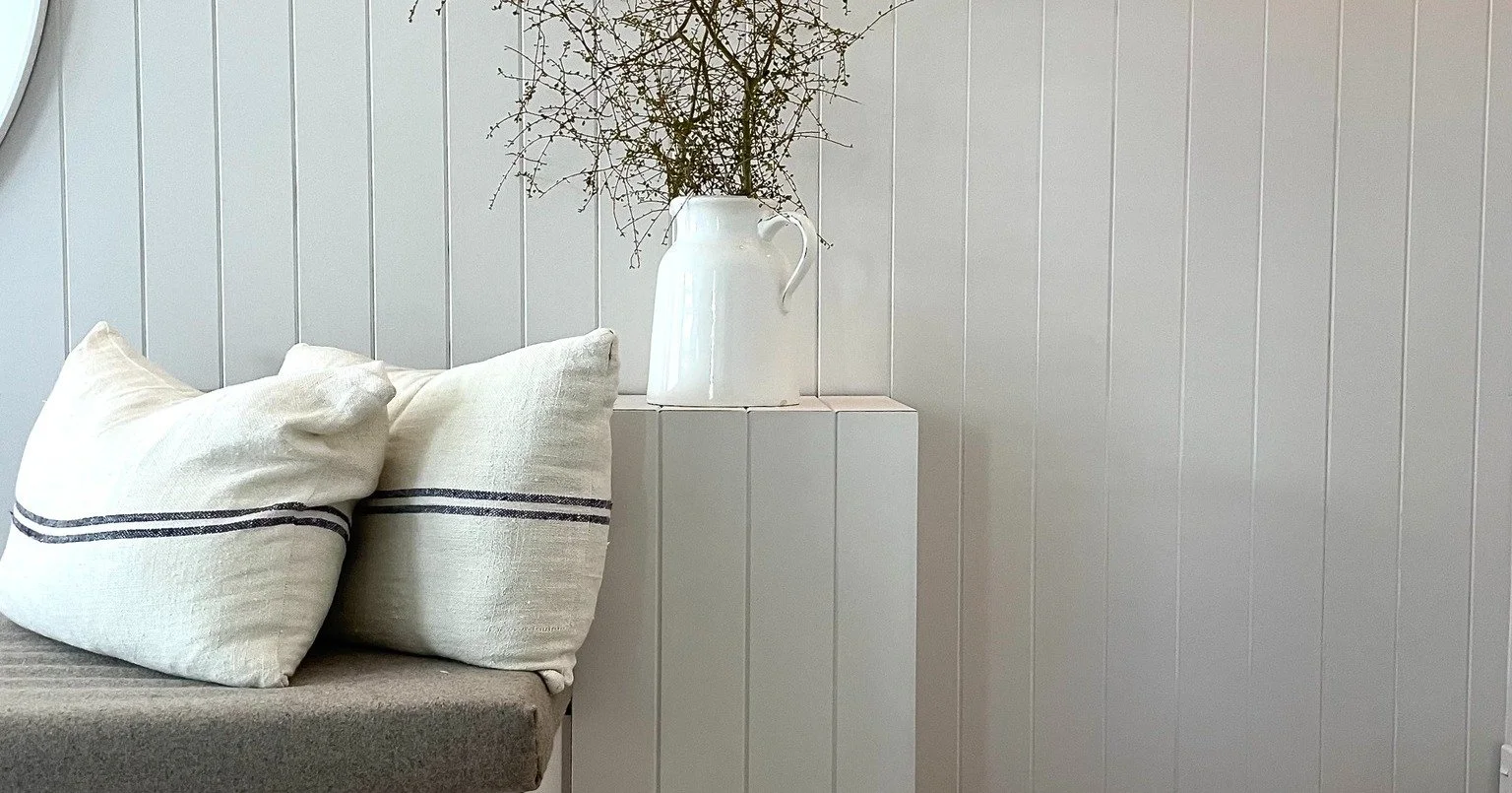 Structure creates breathing room - well that's the intention, rather than perfection.

Just enough order for things to move properly. I designed my workspace with the same intention as my desktop - no visual clutter. Fewer moving parts = better (beca