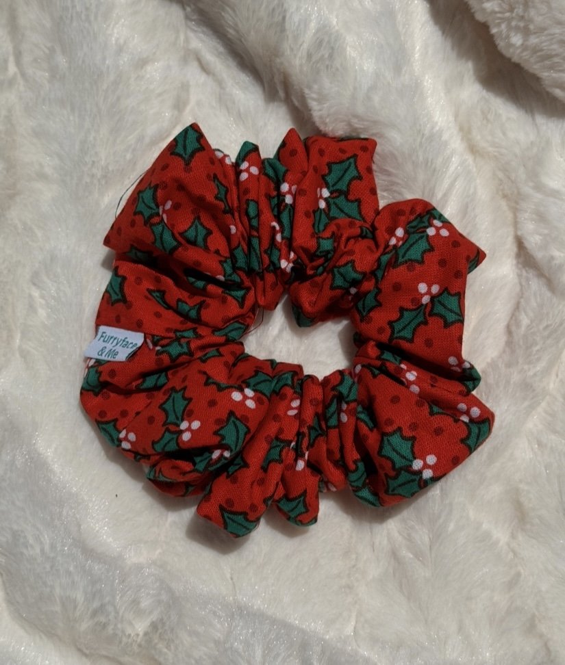 Scrunchie - Red mistletoe