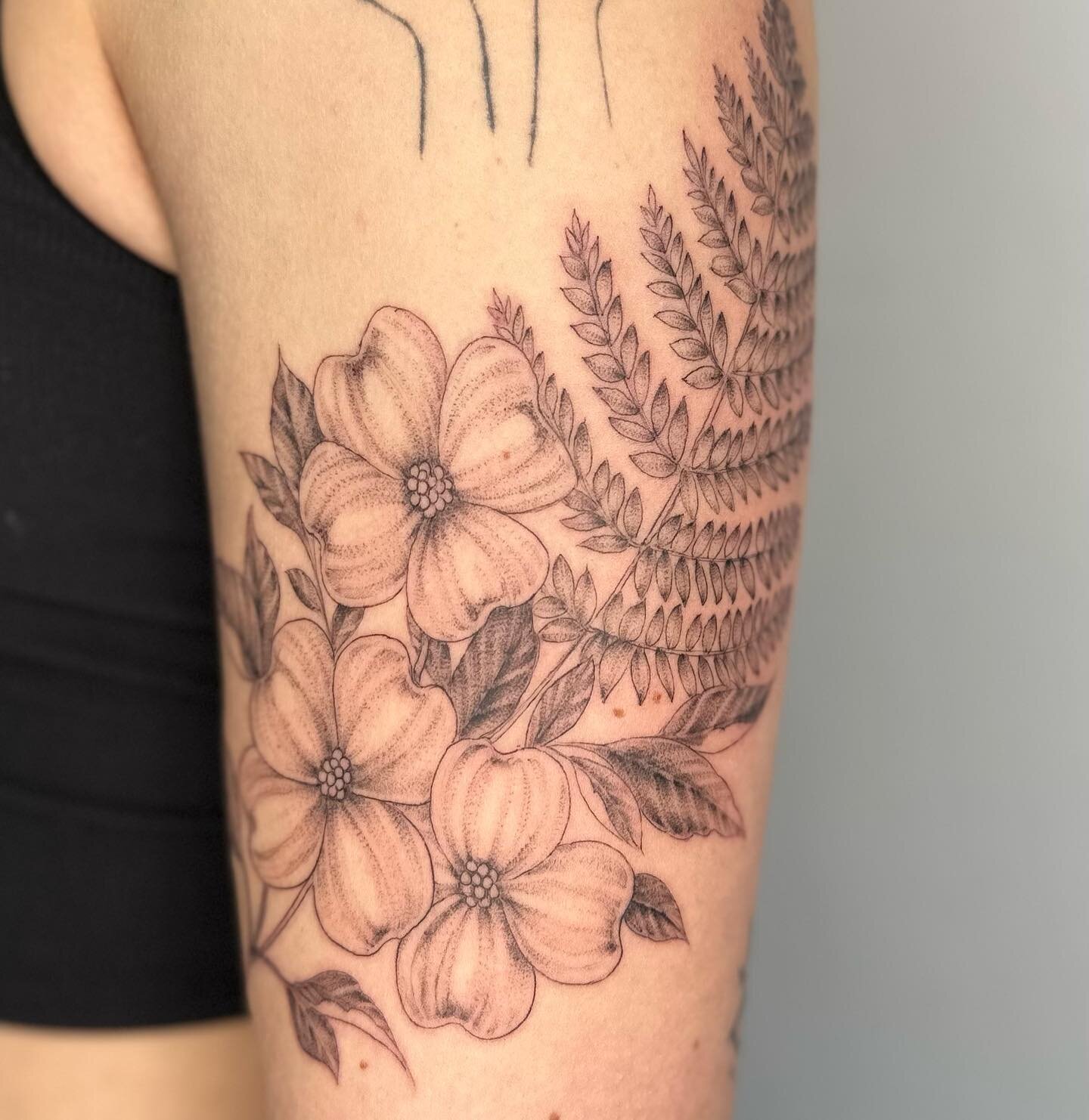 Dogwood flowers and fern tattoo for Lucy. 

jeremygoldentattoo.com for booking