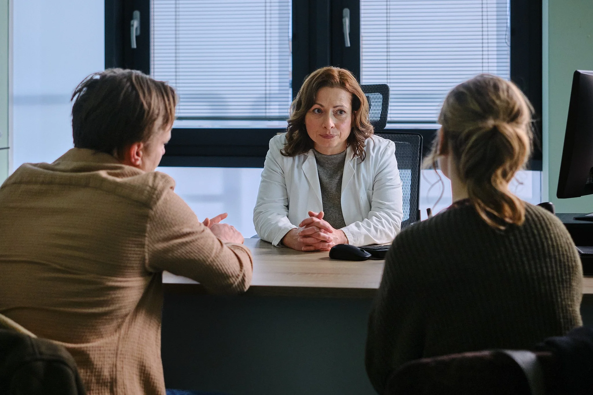 Tanec s medvedom_Pavla Gajdošíková a Kryštof Hádek jako pár, který stojí před životním rozhodnutím (zdroj Bontonfilm)4.jpg