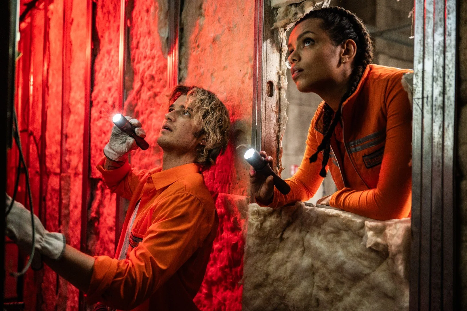 Cold-Storage-Stills-Press-Photos-Joe-Keery-Georgina-Campbell-6048x4024-CS-05046-jpg.jpg
