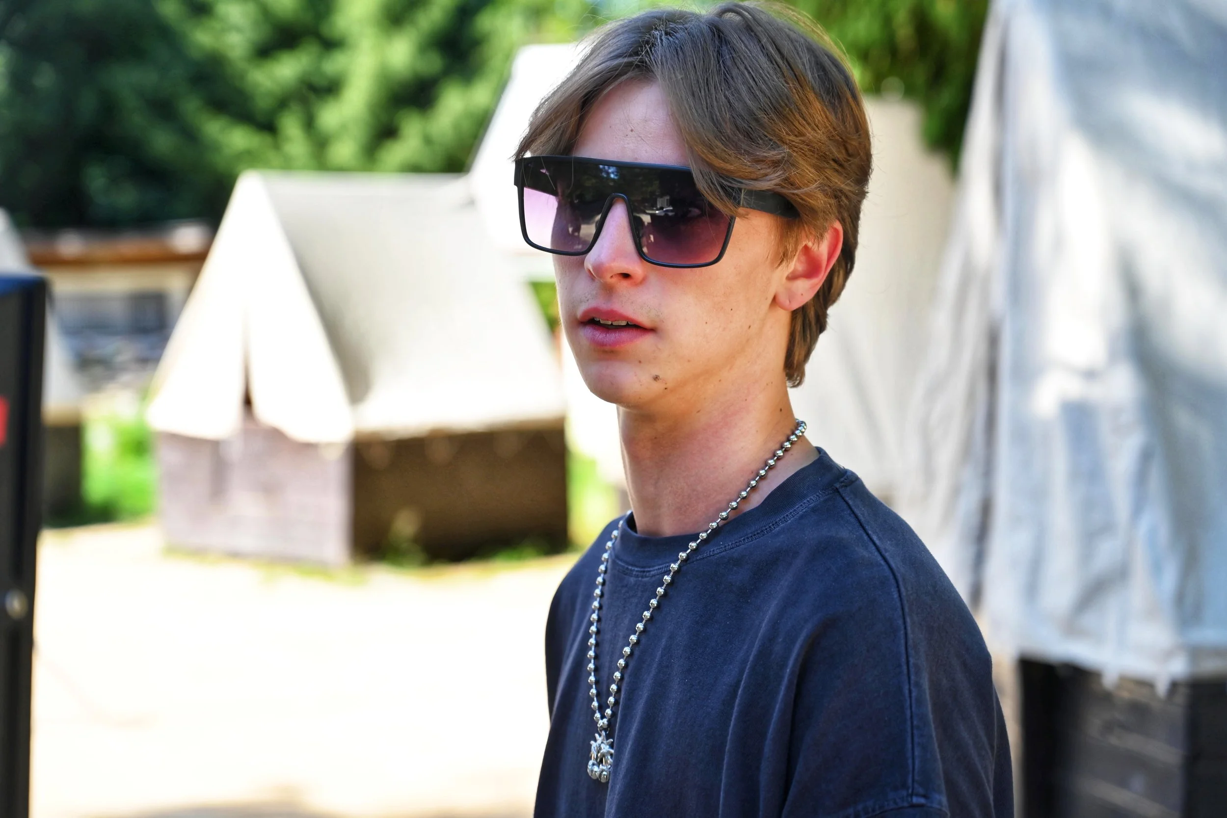 Max Dolanský při natáčení filmu Po večerce©Jana Lábrová.jpeg